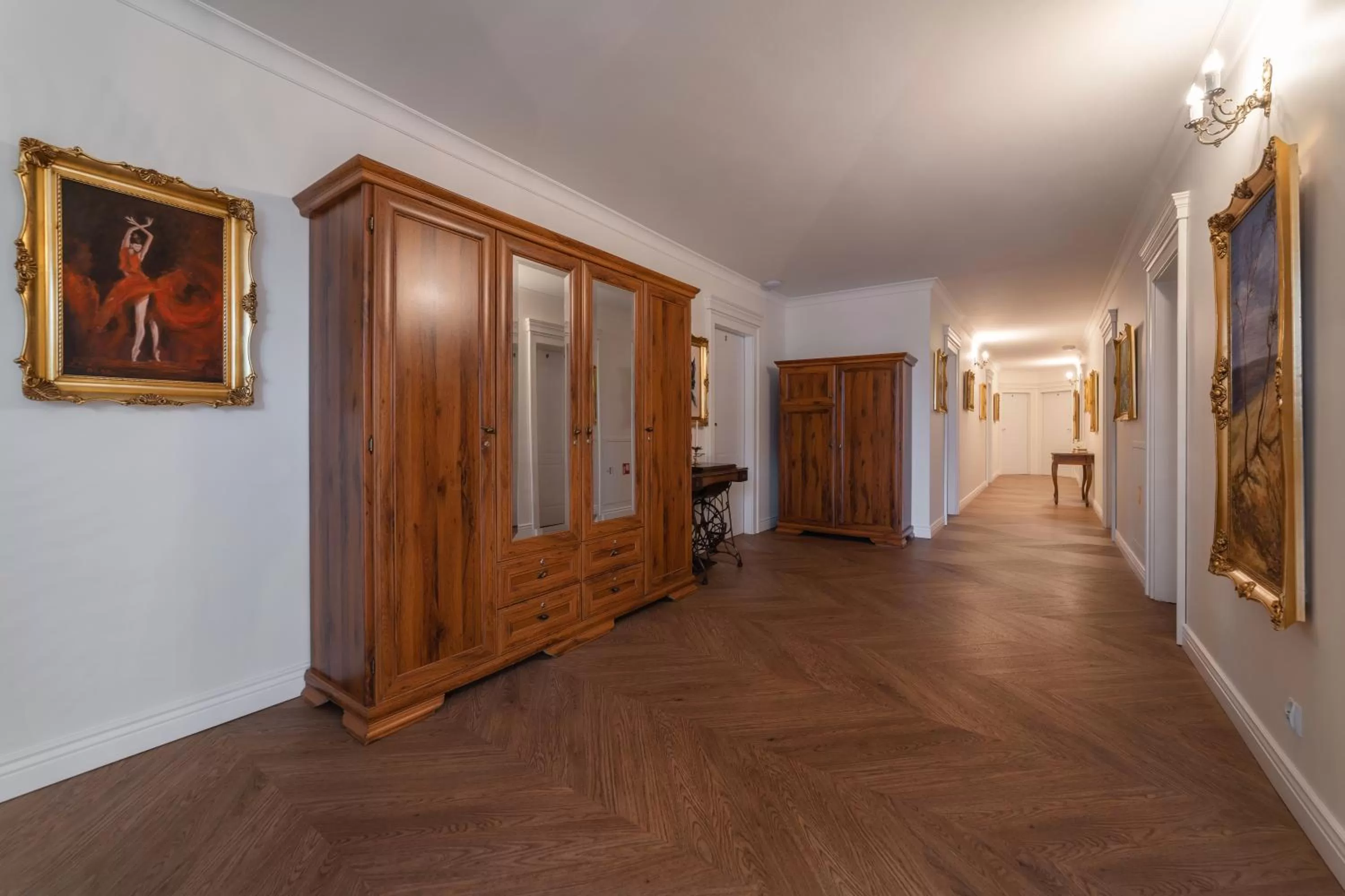 Lobby or reception in Pensjonat & Restauracja Admirał