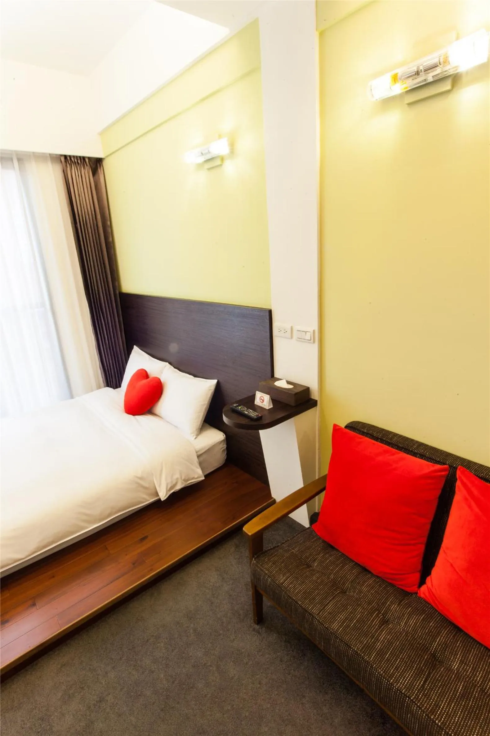 Decorative detail, Bed in Hotel Les Champs Hualien