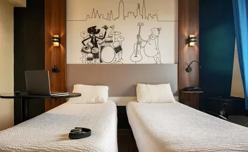 Bedroom, Bed in Ibis Styles Toulouse Blagnac Aéroport