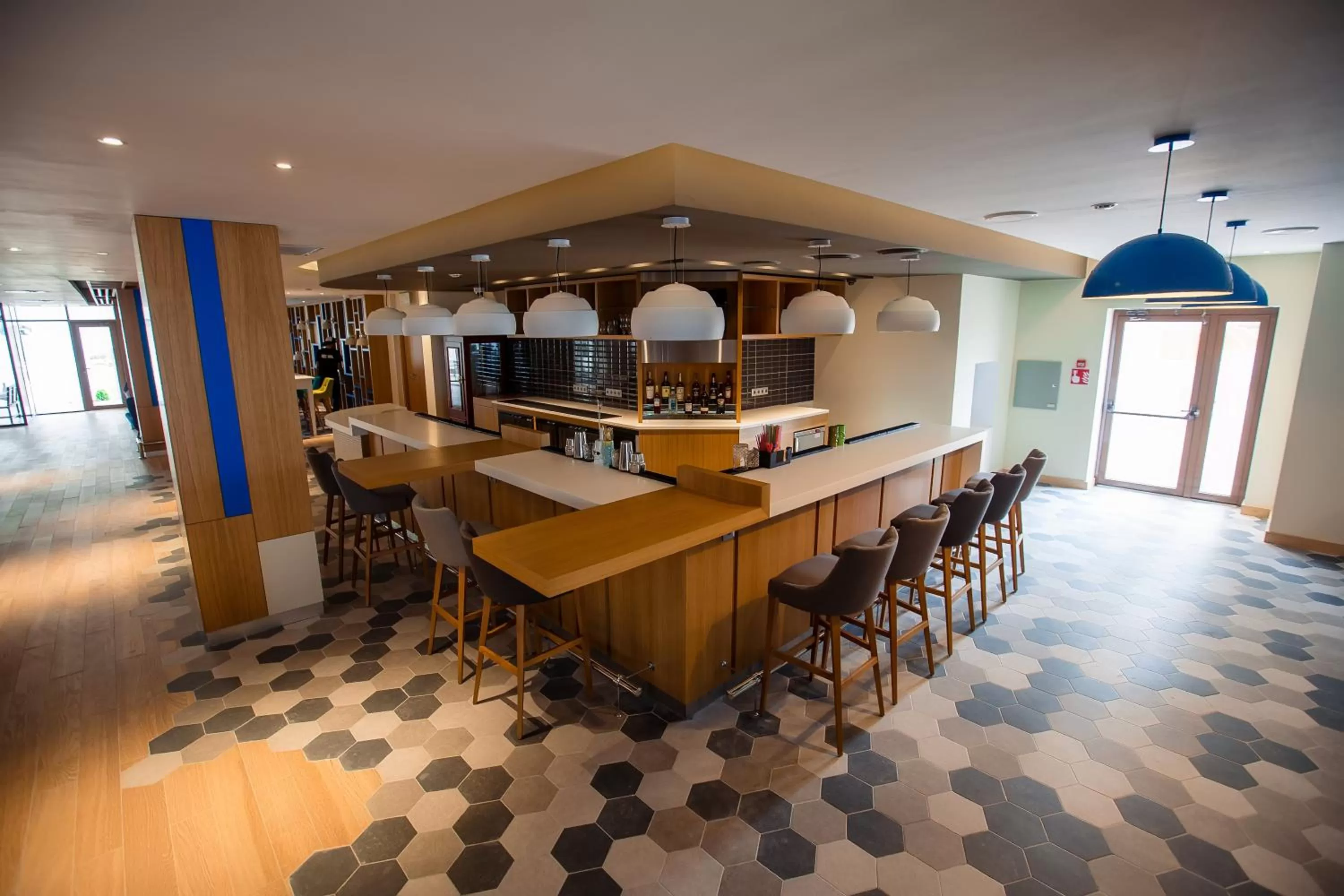 Lounge or bar in Holiday Inn - Aktau - Seaside by IHG