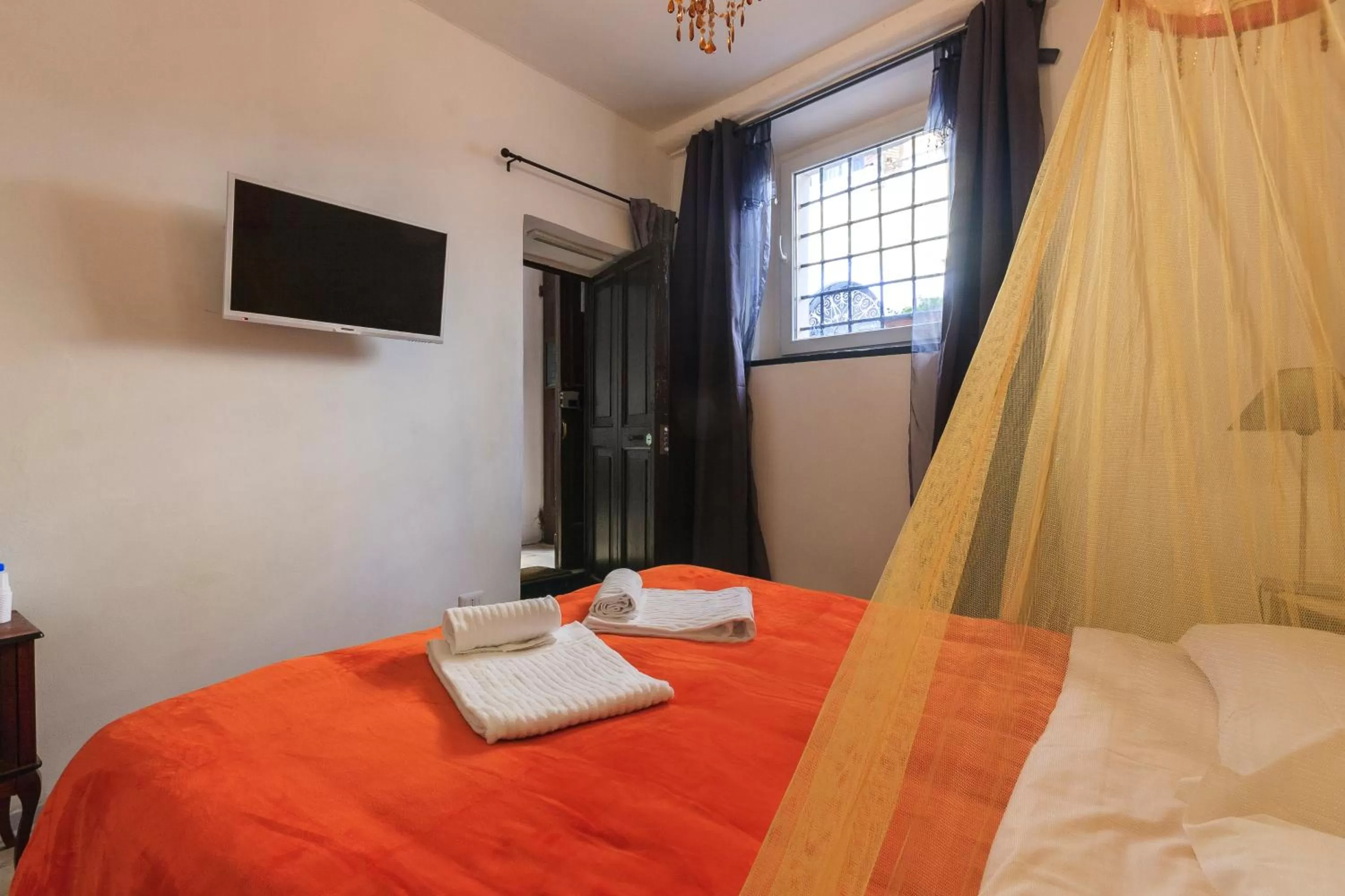 Bed in B&B Ventisei Scalini A Trastevere