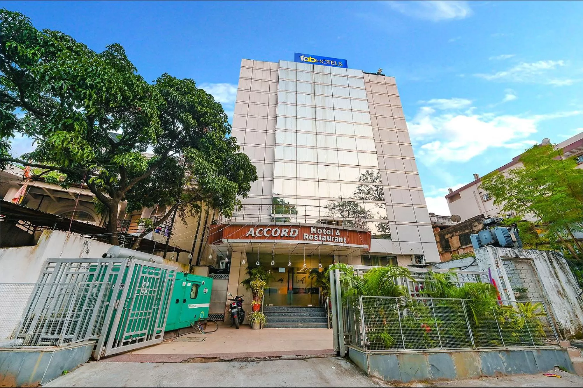 Facade/entrance, Property Building in FabHotel Accord