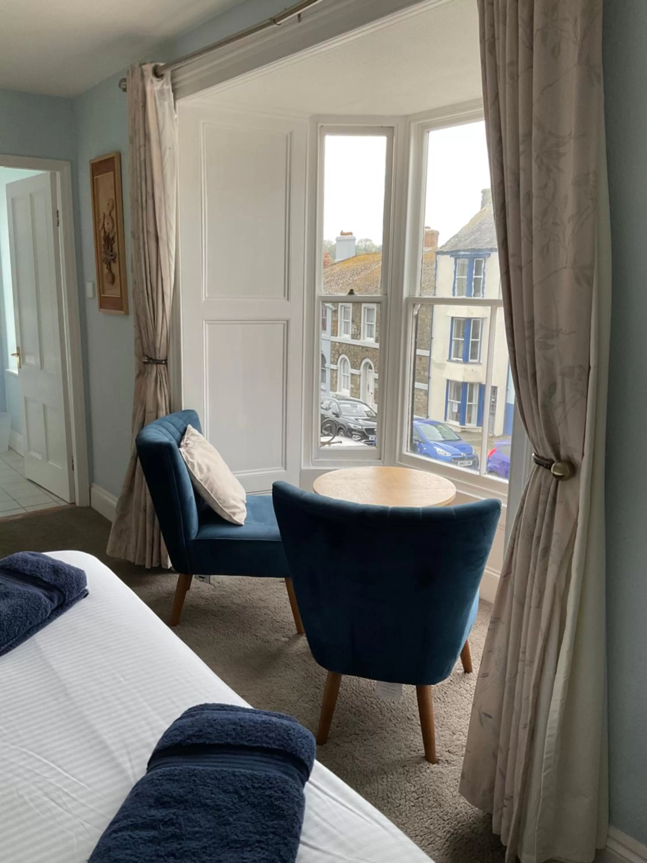 Seating area in No 52 bed and breakfast