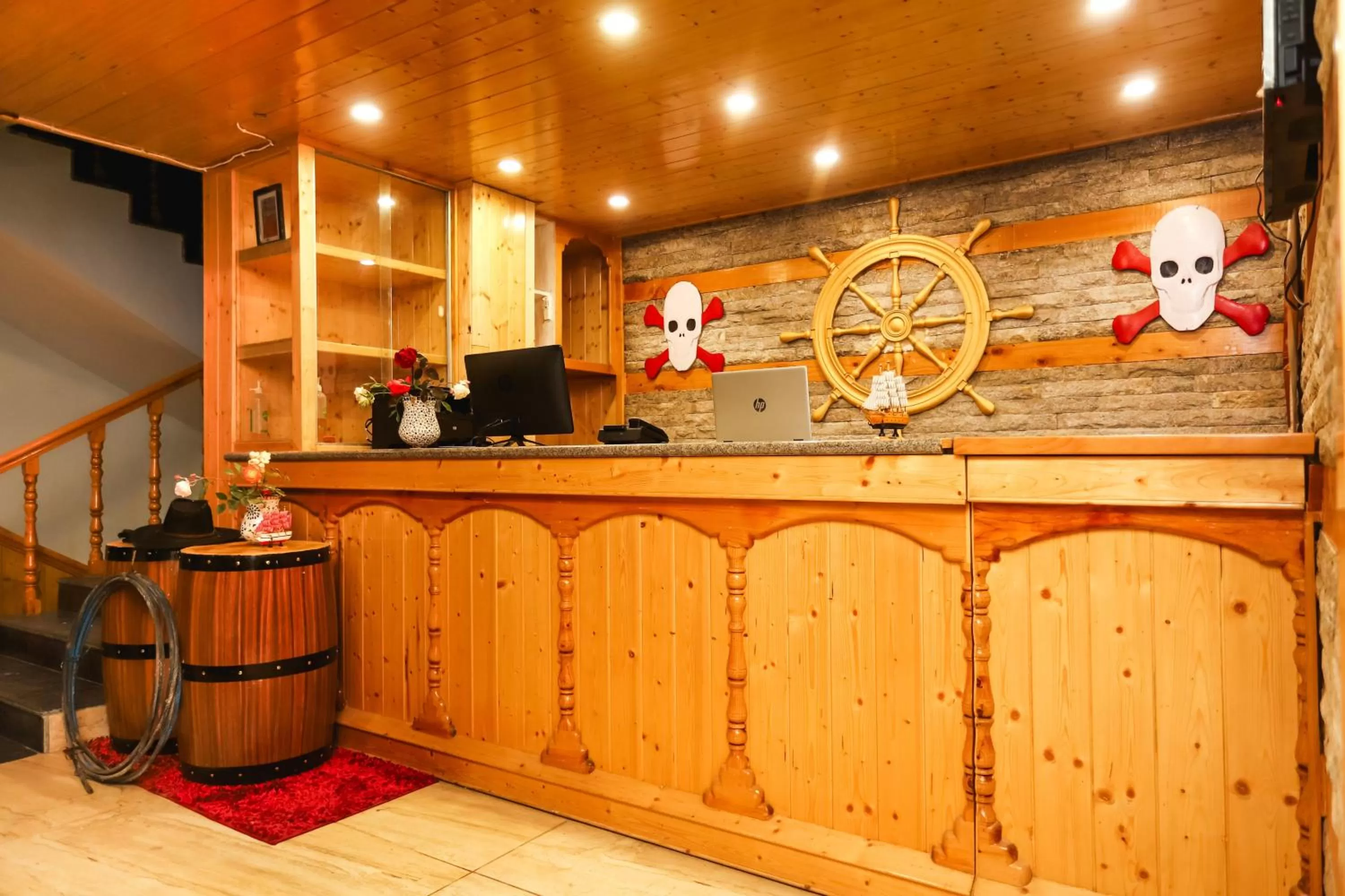 Lobby or reception in Hotel Smugglers Mountain View - central heated & air Cooled