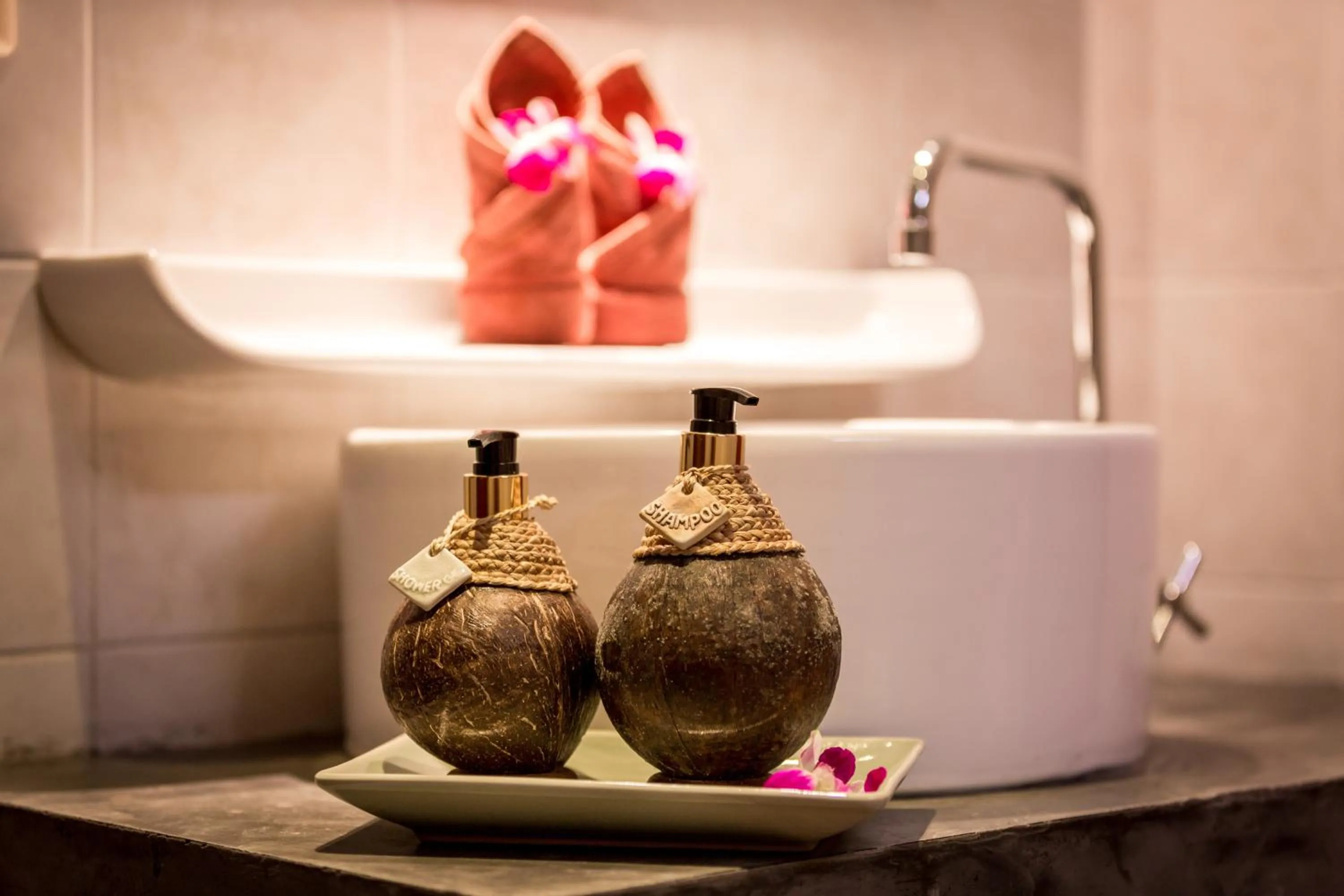 Bathroom in Eden Bungalows Fisherman's village