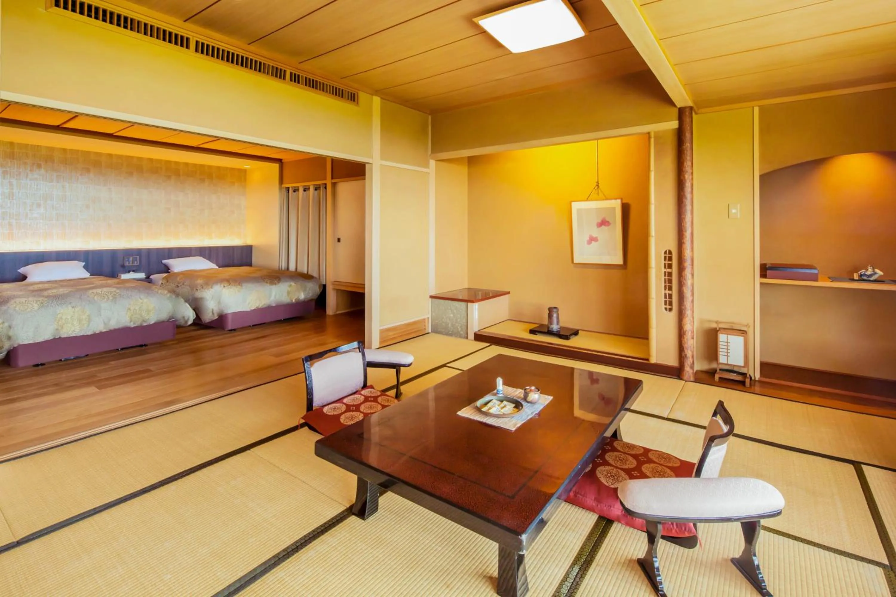 Photo of the whole room, Bed in Nasu Onsen Sanraku