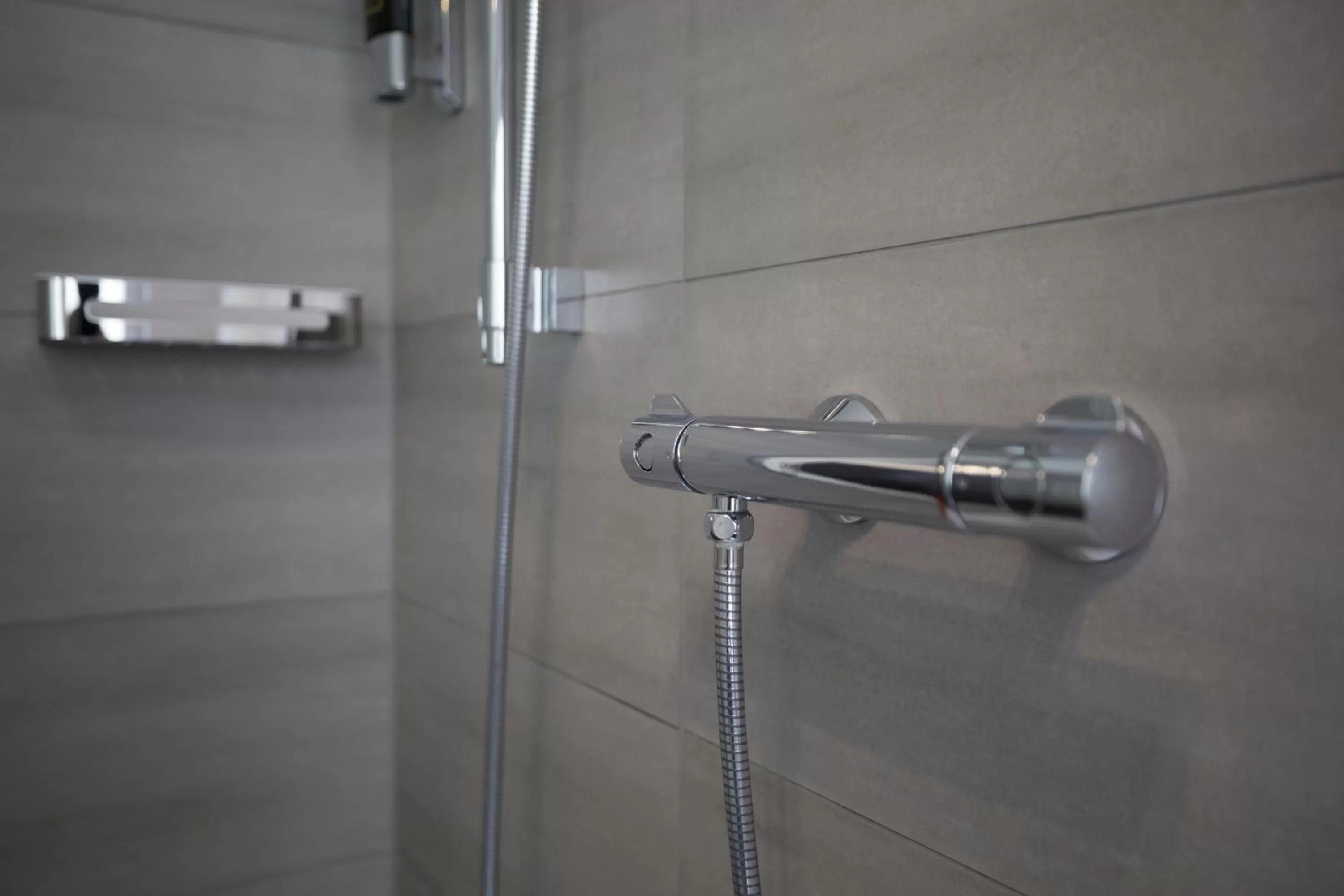 Shower in Hotel Schlemmer