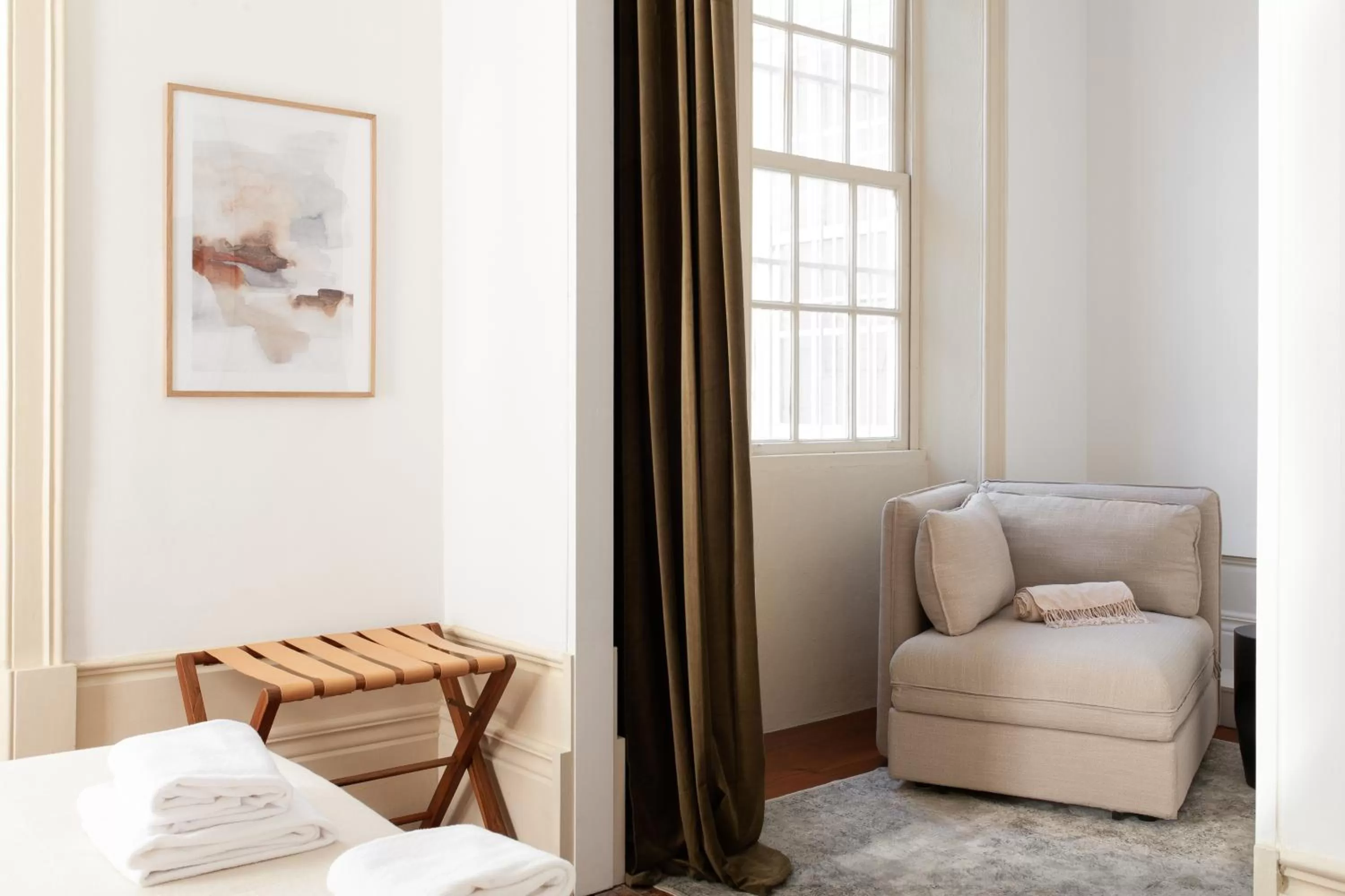 Bedroom, Seating Area in Alameda Suites @ Porto River