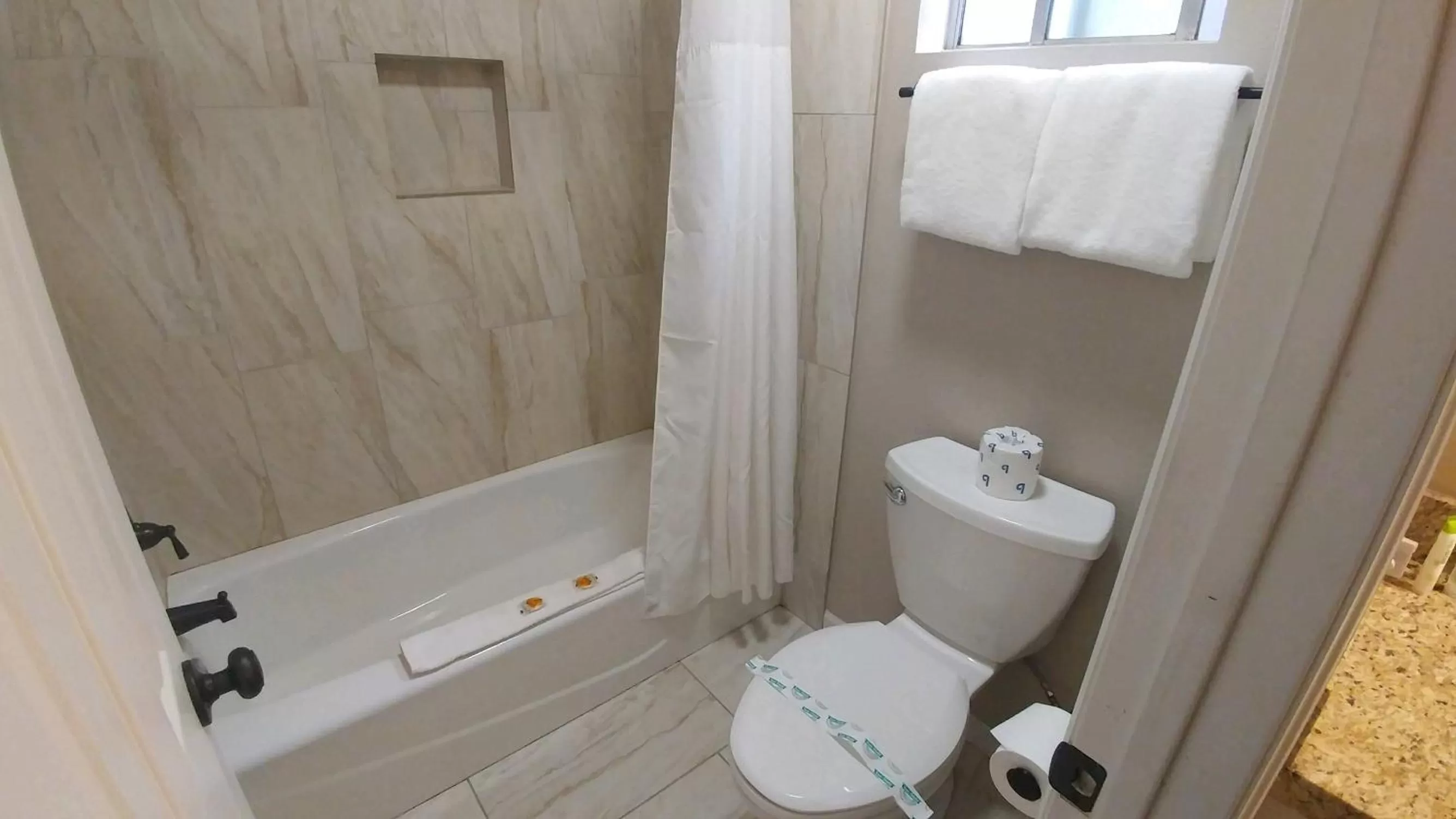 Bathroom in TimberLodge Inn