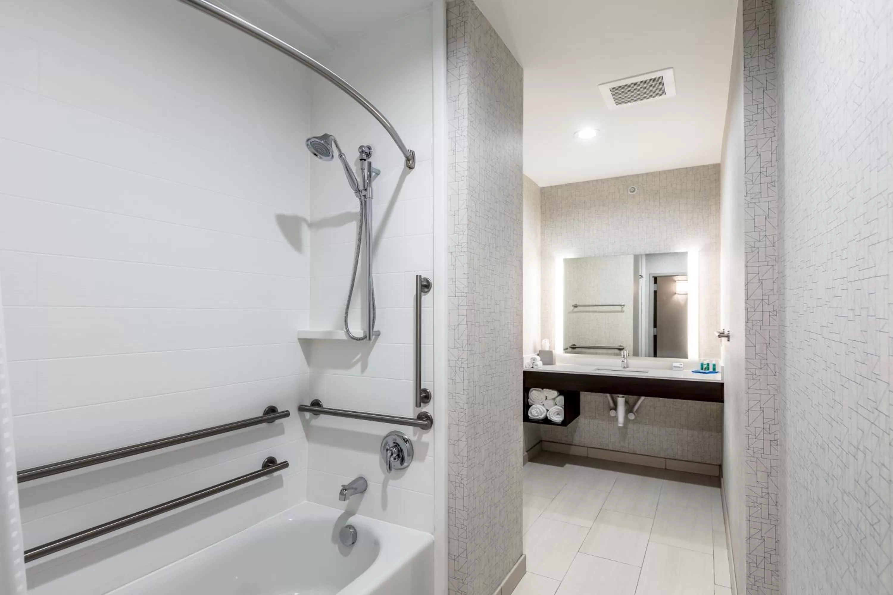 Bathroom in Holiday Inn Express & Suites Jersey City North - Hoboken by IHG