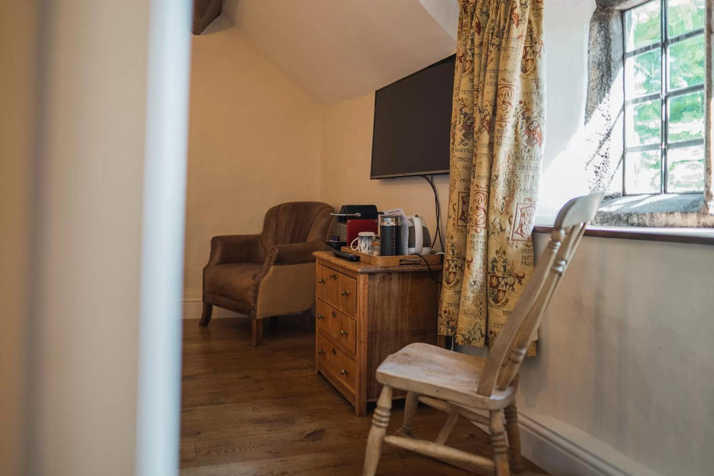 Decorative detail in The Old Hall Inn