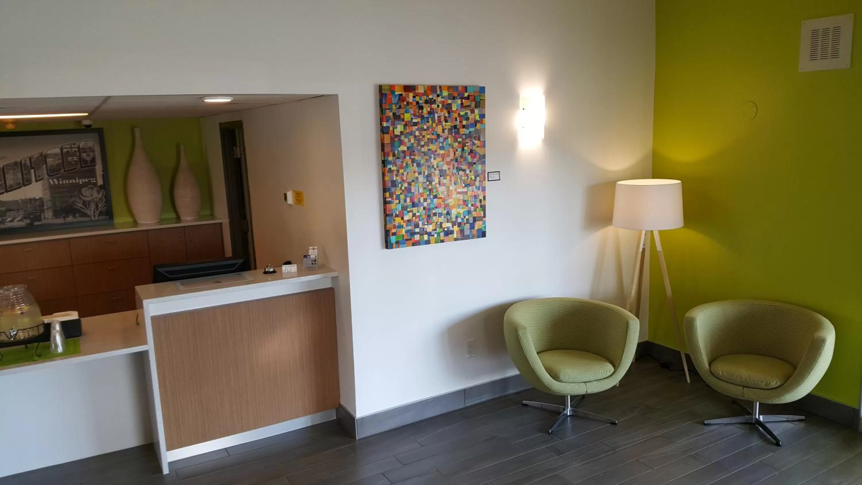 Lobby or reception in Super 8 by Wyndham Winnipeg West
