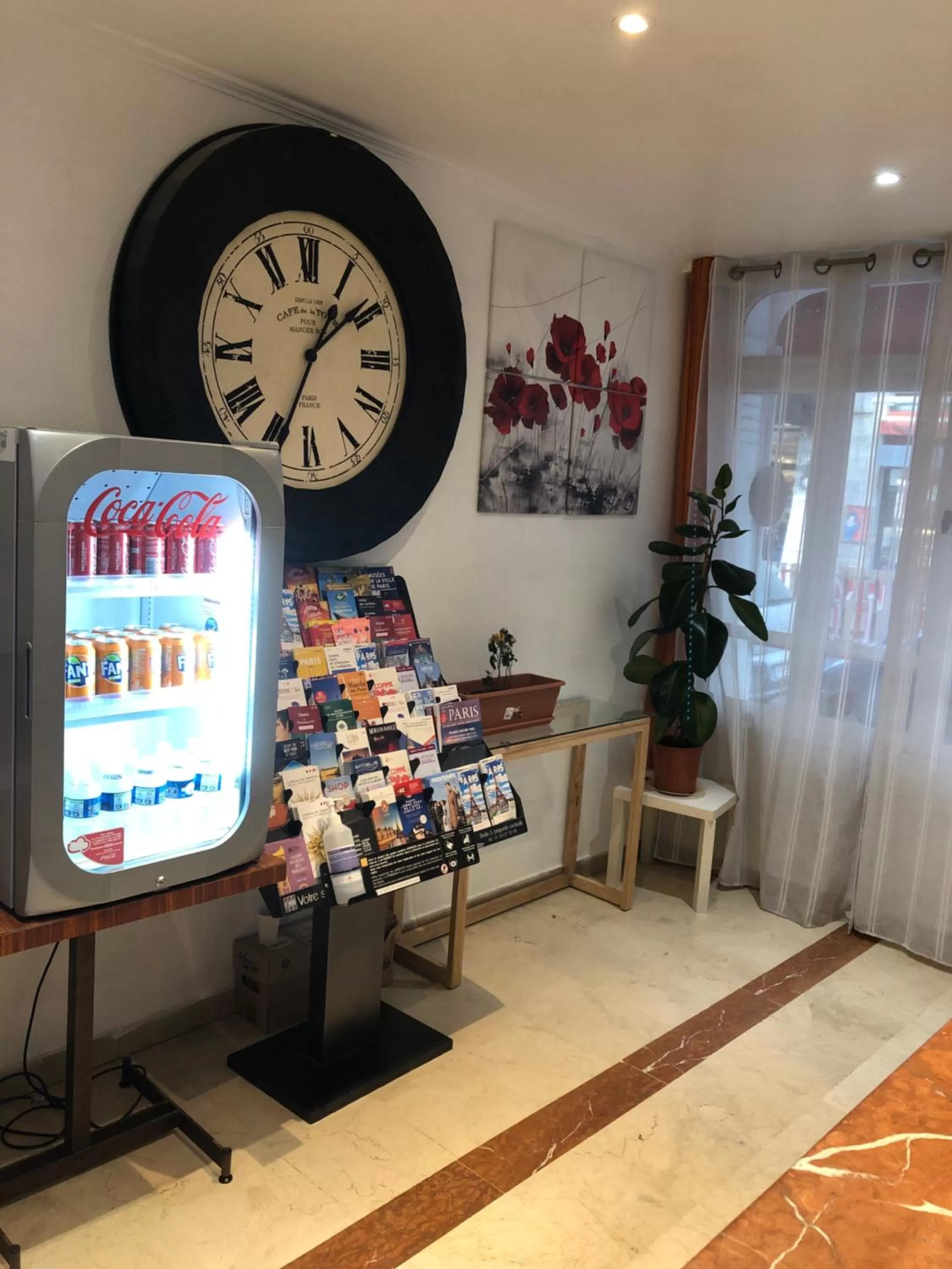 Lobby or reception in Hôtel de Bordeaux