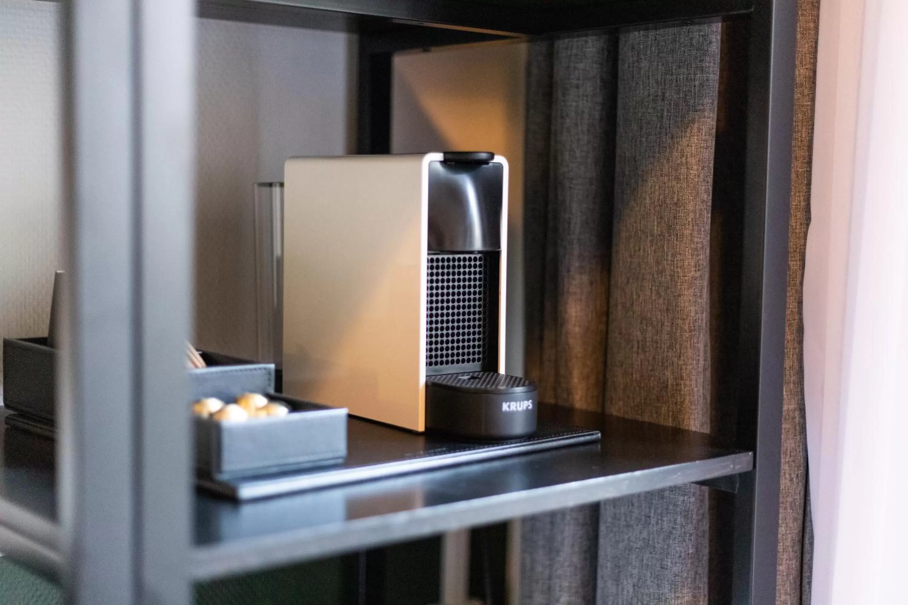 Coffee/tea facilities in Weber Hotel