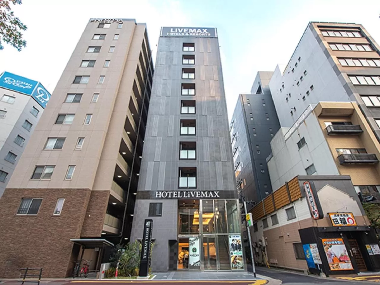 Property building in HOTEL LiVEMAX Hakataekimae
