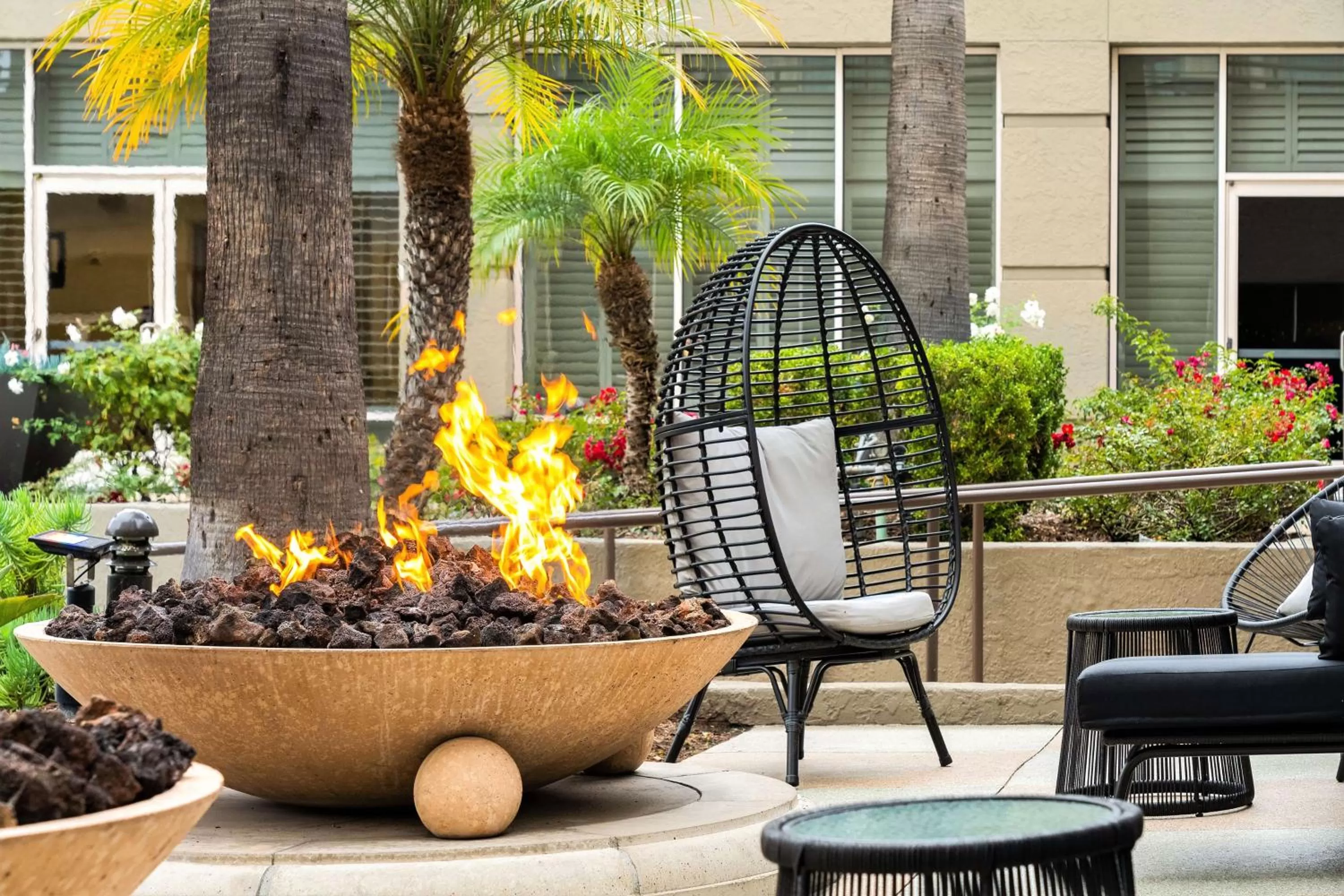 Patio in DoubleTree by Hilton San Diego-Mission Valley
