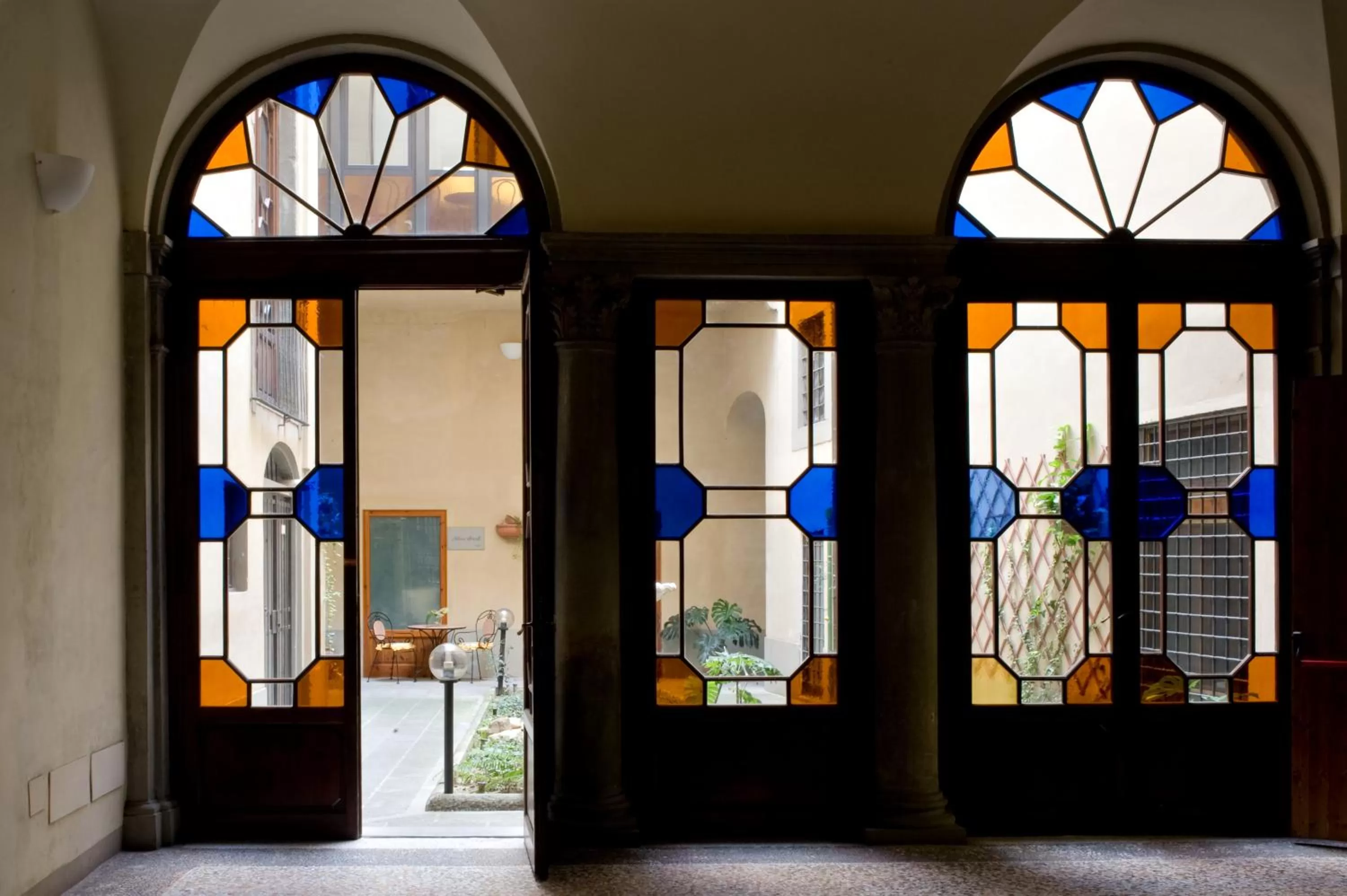 Decorative detail in Alloro B&B