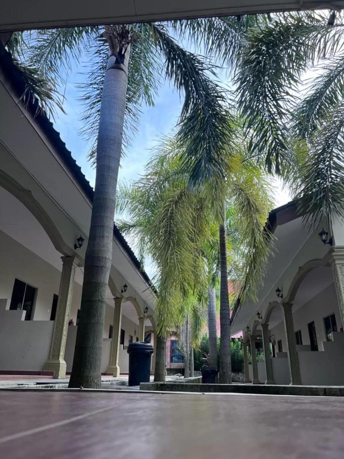 Day in Dhania Cenang Beach Motel