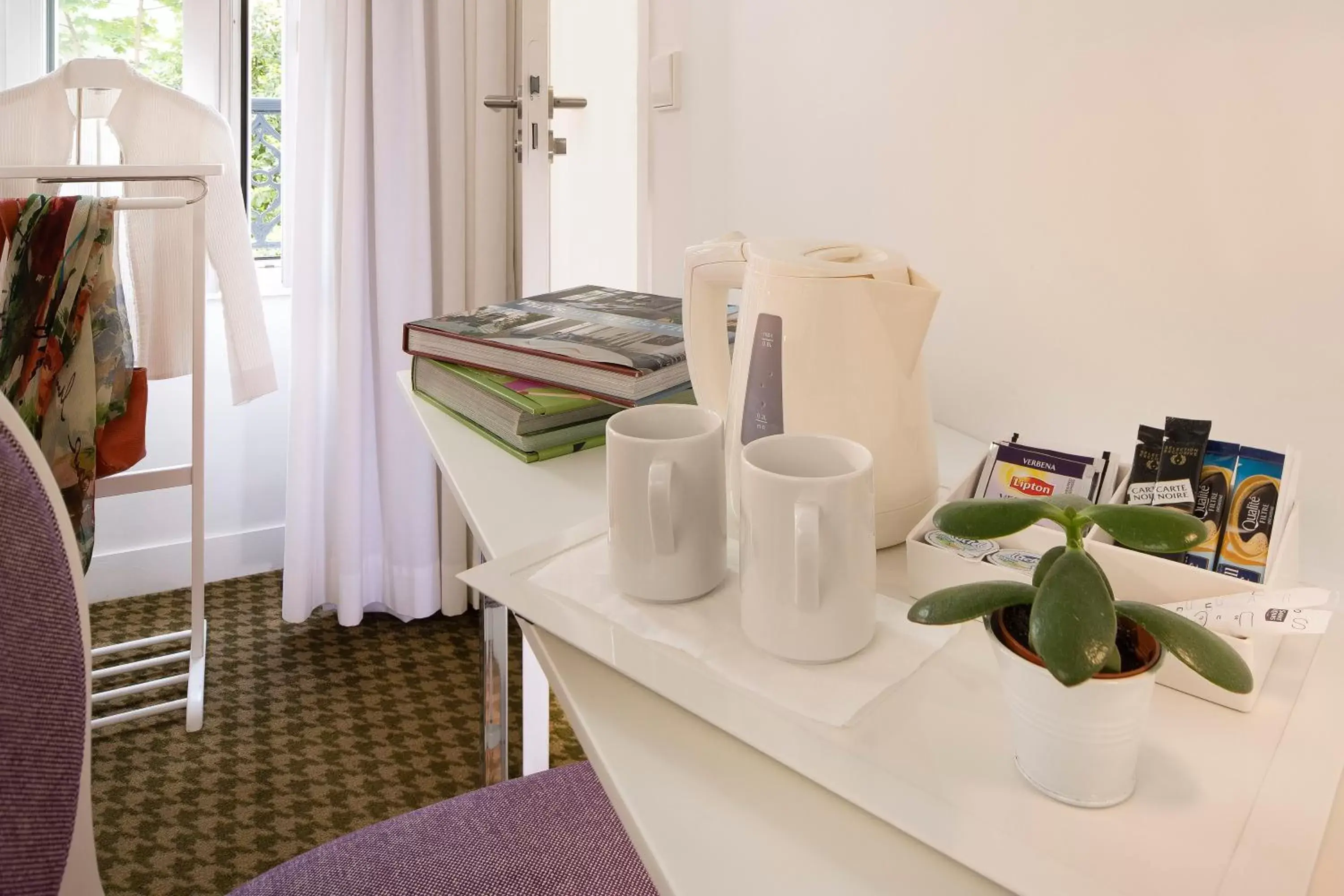 Superior Double Room in Hôtel Mistral Superior Double Room in Hôtel Mistral