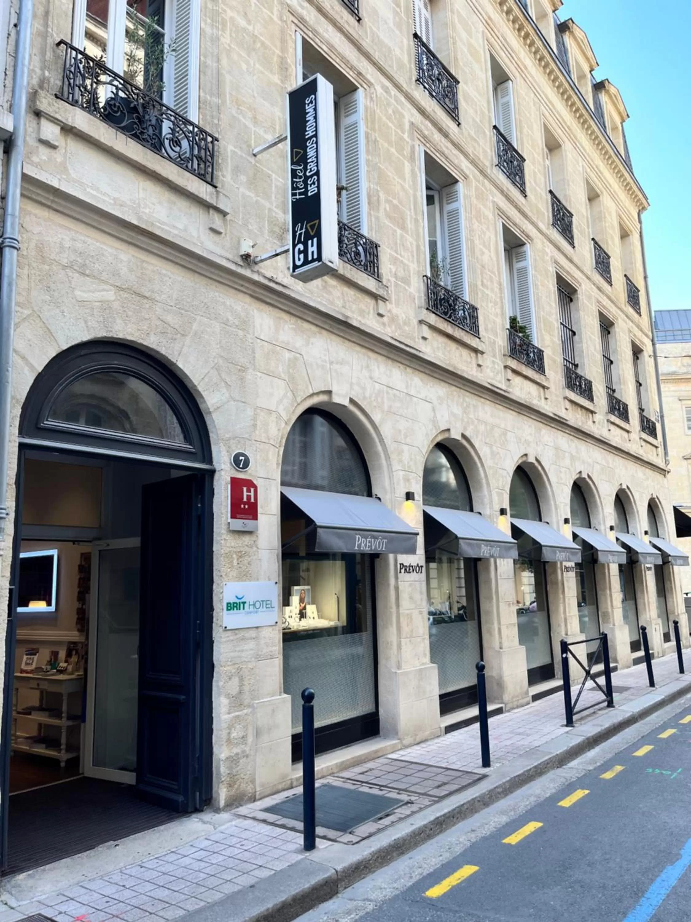 Property building in Hotel Des Grands Hommes - Bordeaux Centre