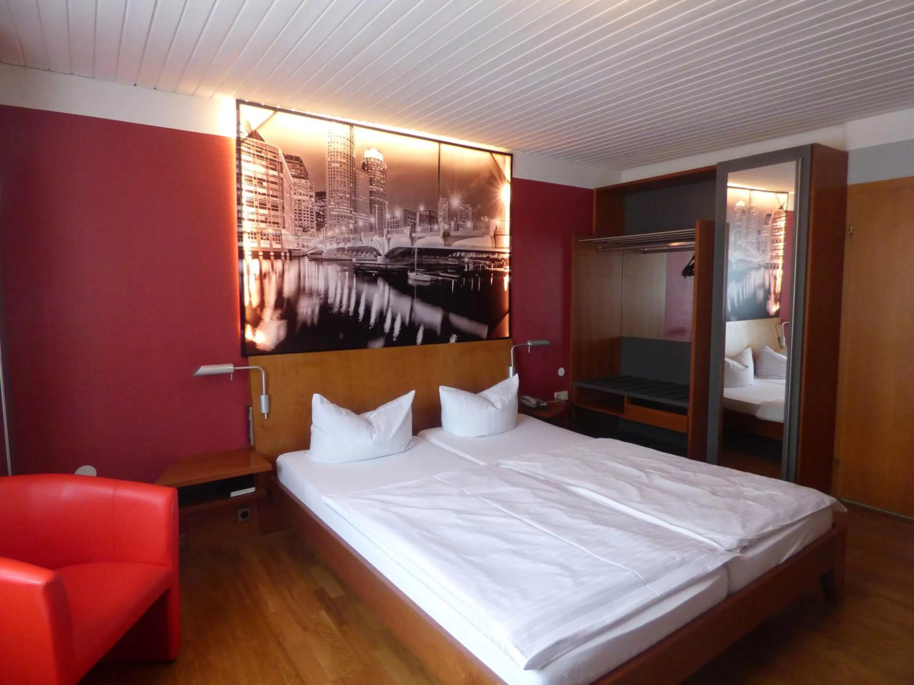 Photo of the whole room, Bed in Hotel Krone