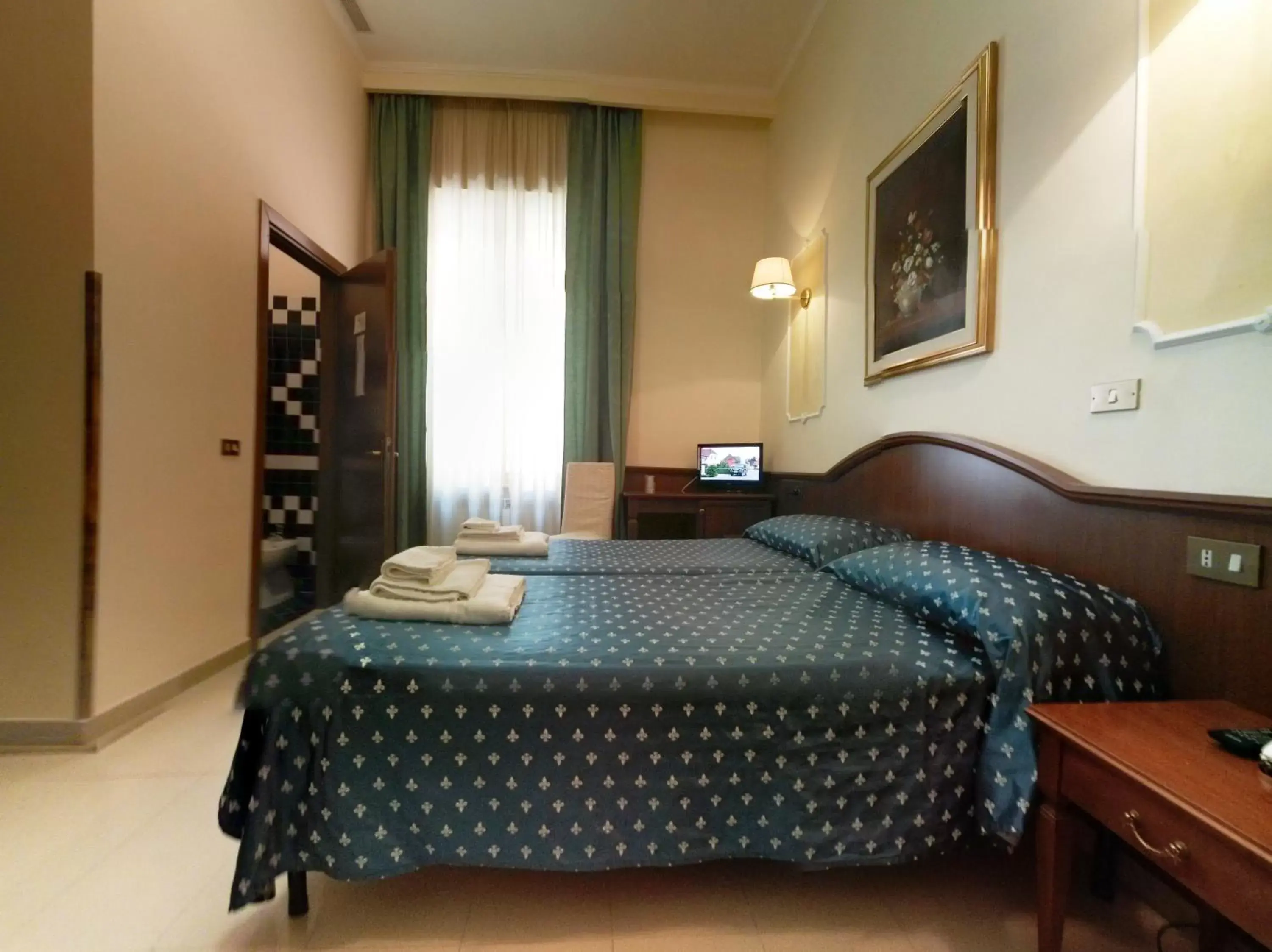 Twin Room in Cambridge Hotel Twin Room in Cambridge Hotel