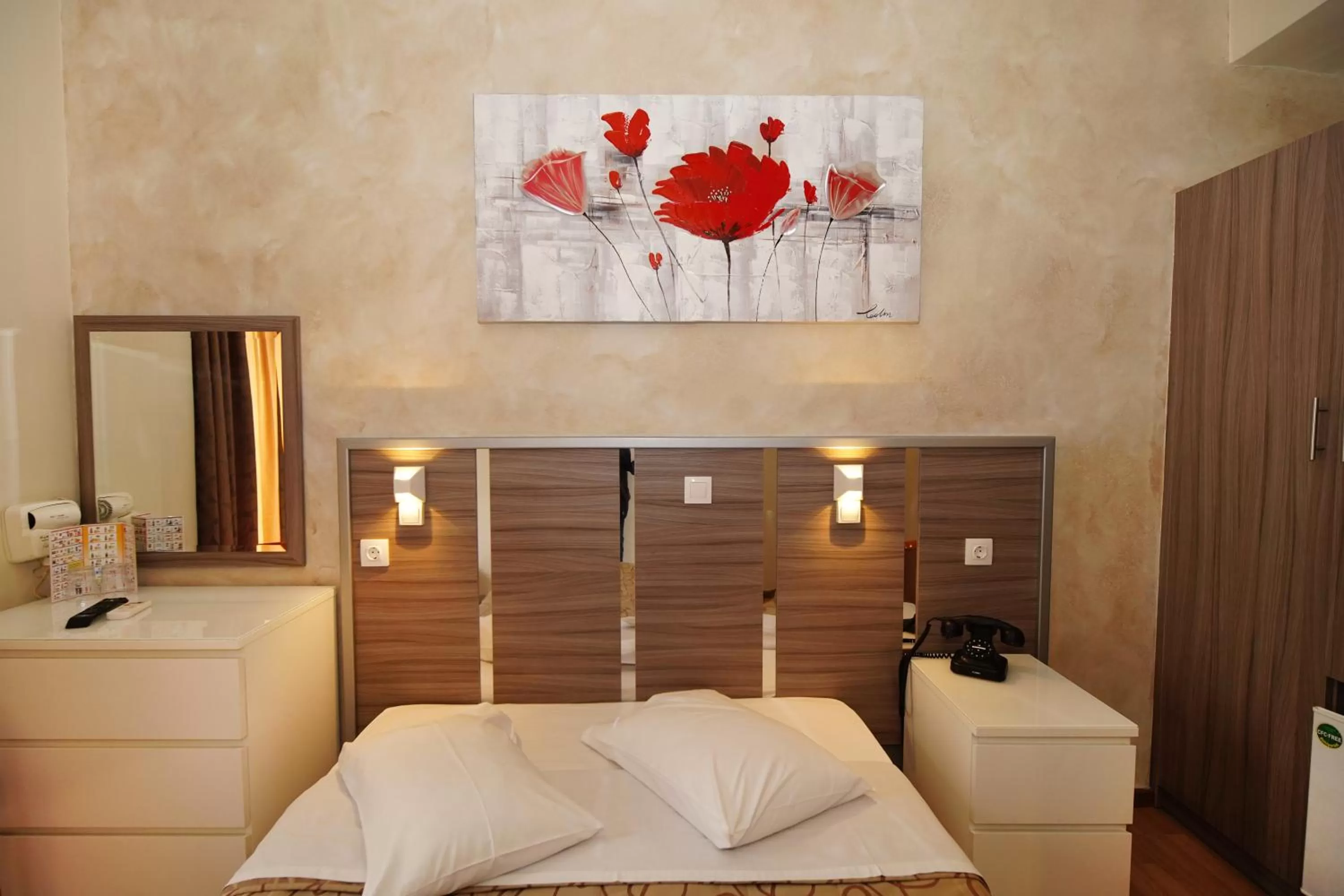 Other, Bed in Socrates Hotel