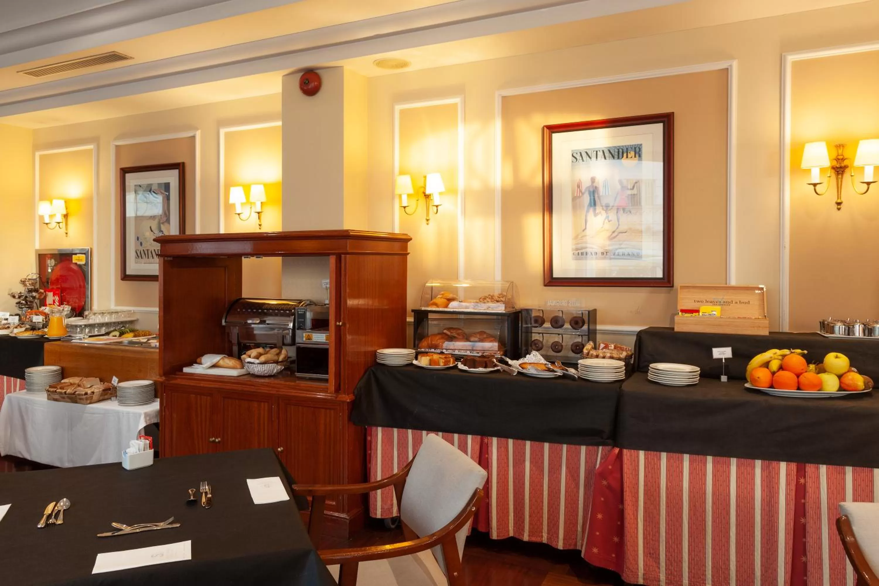 Breakfast in Hotel Hoyuela