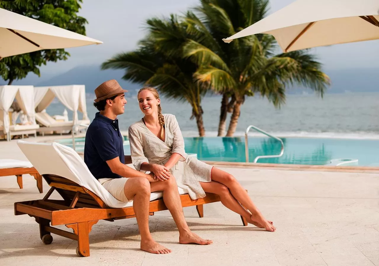 Swimming pool in Casa Velas Adults Only All Inclusive