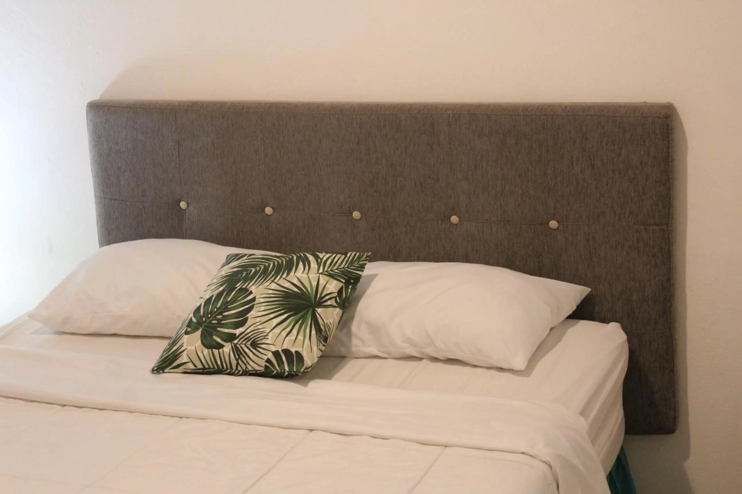 Bed in Cando Living Apartments in Central Avenue