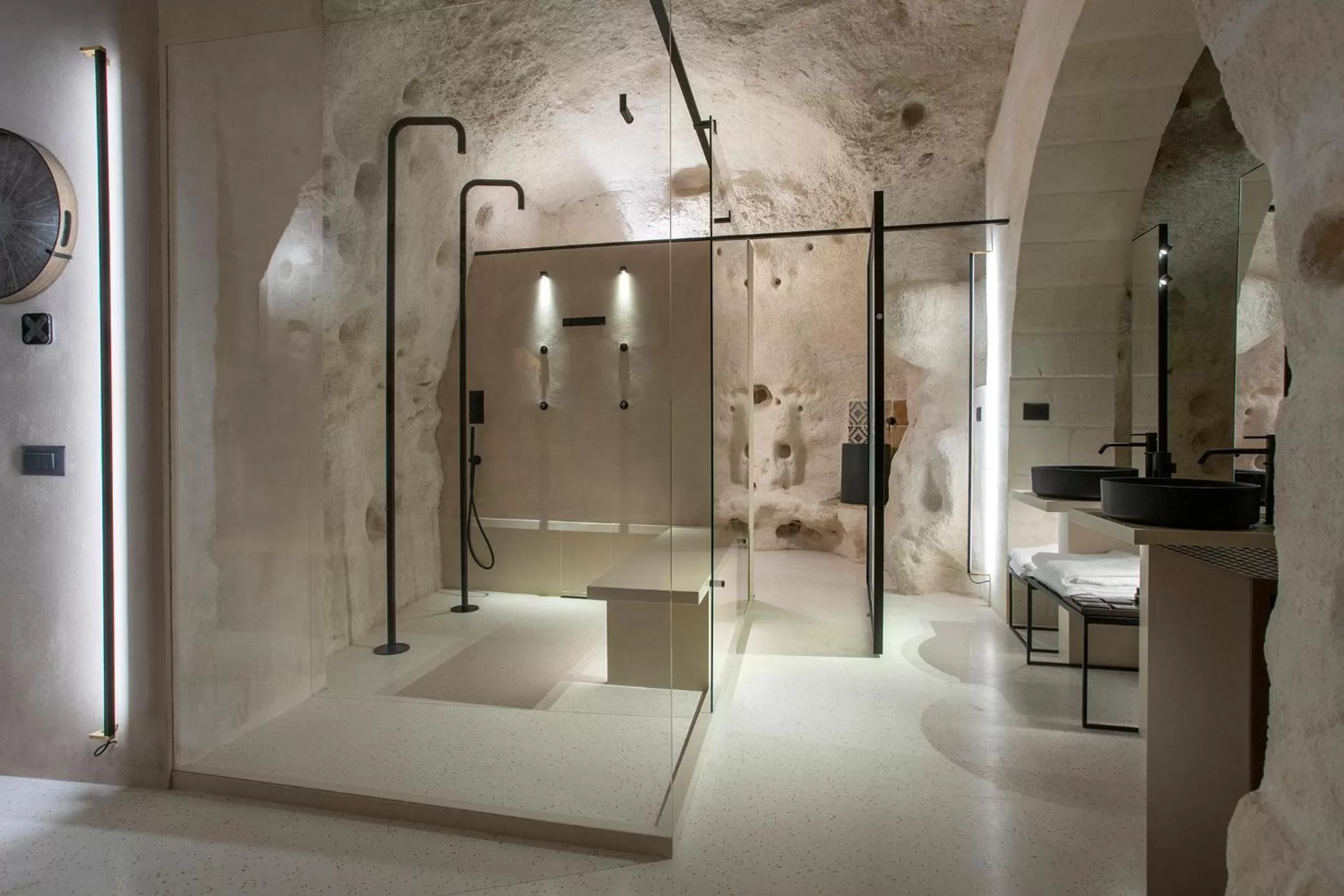 Shower in PIANELLE RESORT