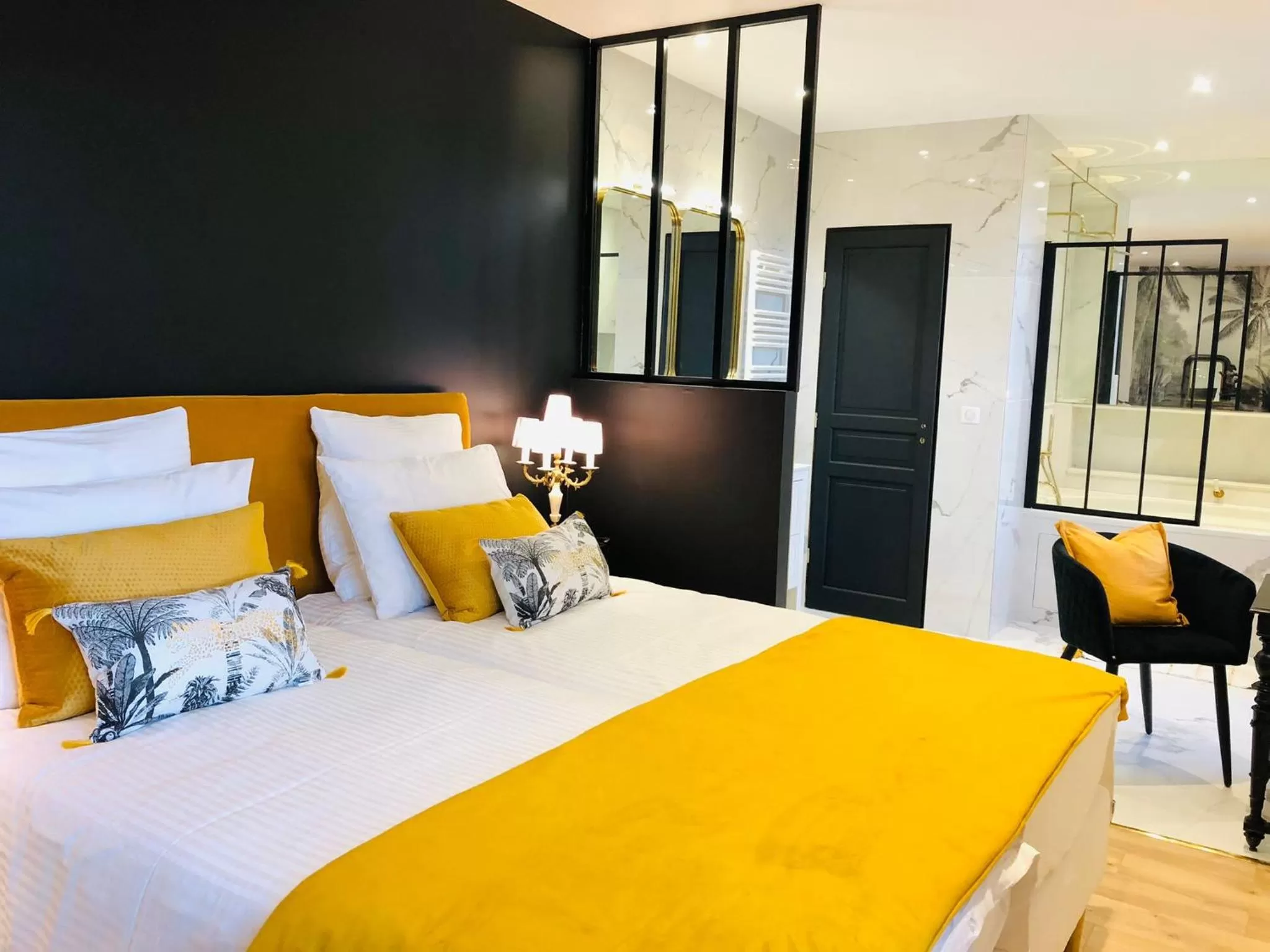 Bed in La plaine de l'Angelus