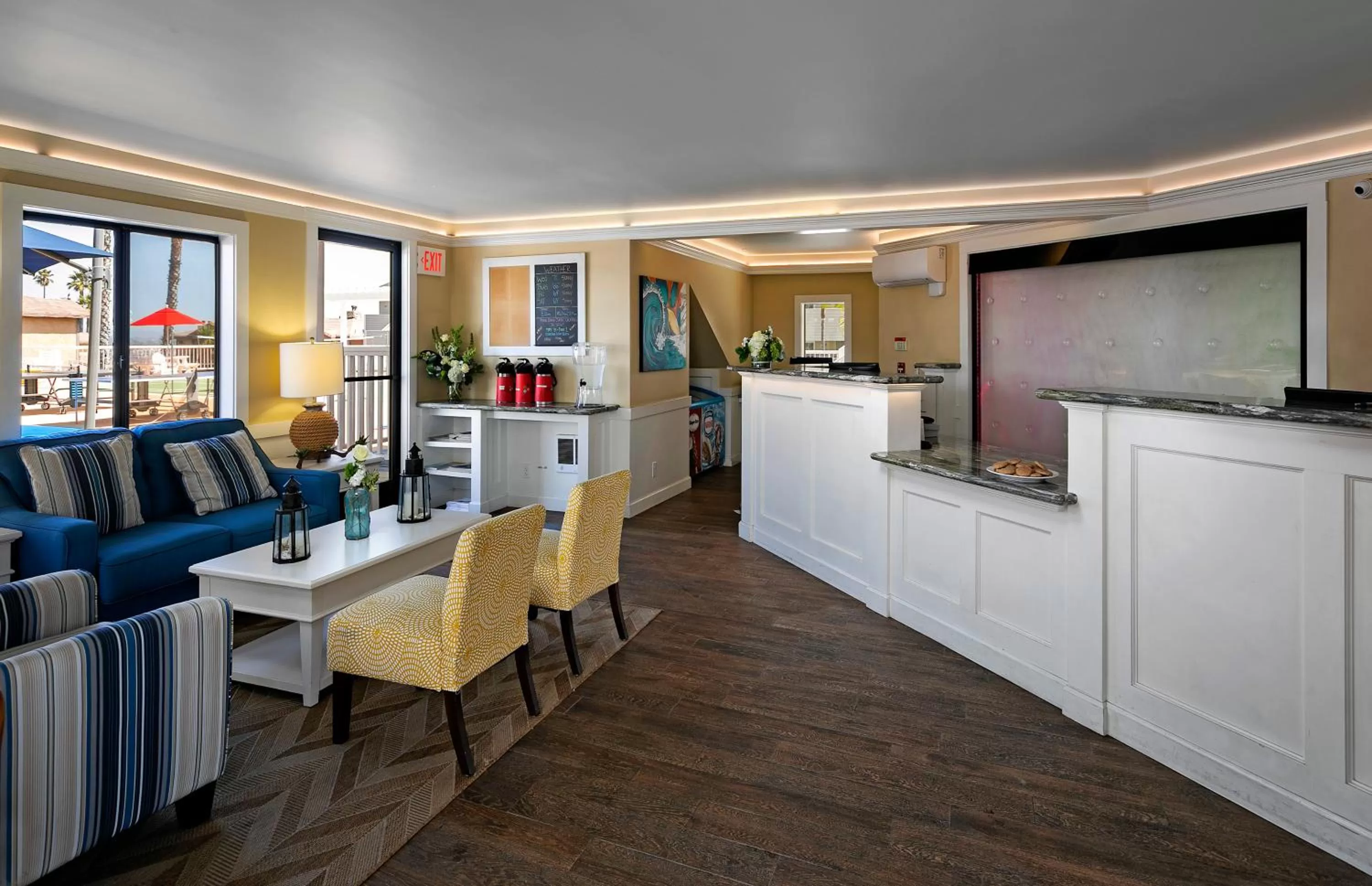 Lobby or reception in Pismo Lighthouse Suites