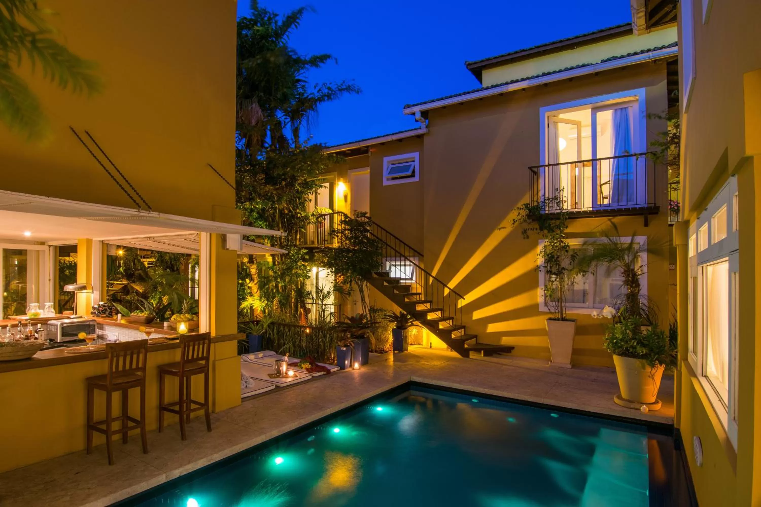 Swimming pool in La Chimère Buzios Essence