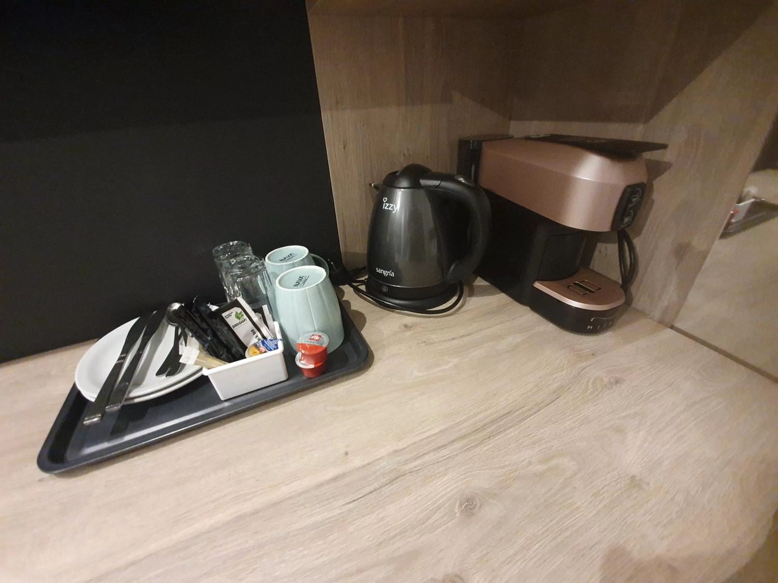 Coffee/Tea Facilities in EUPHORIA ''Staying in Pleasure''