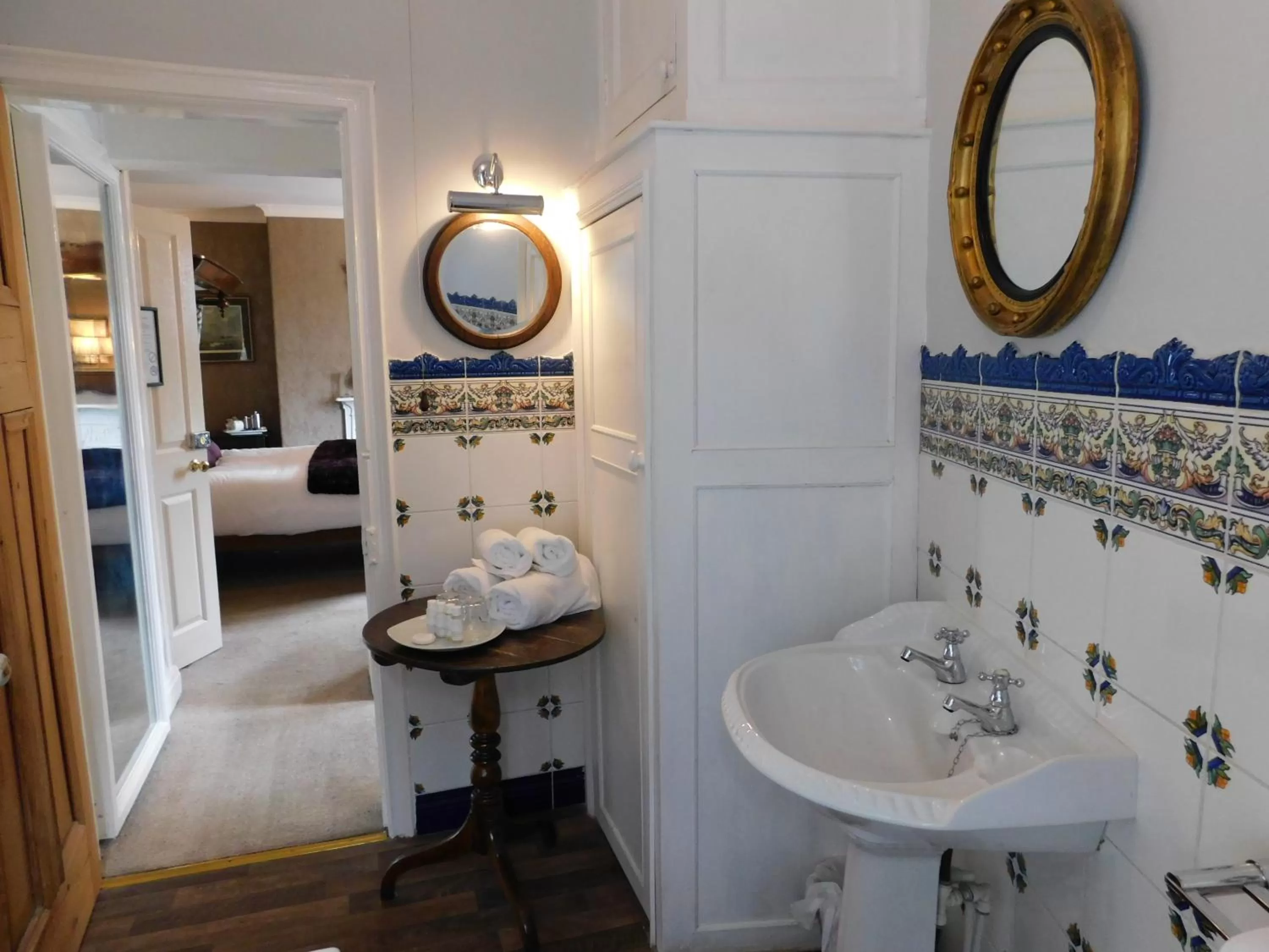 The Old Registry guest house