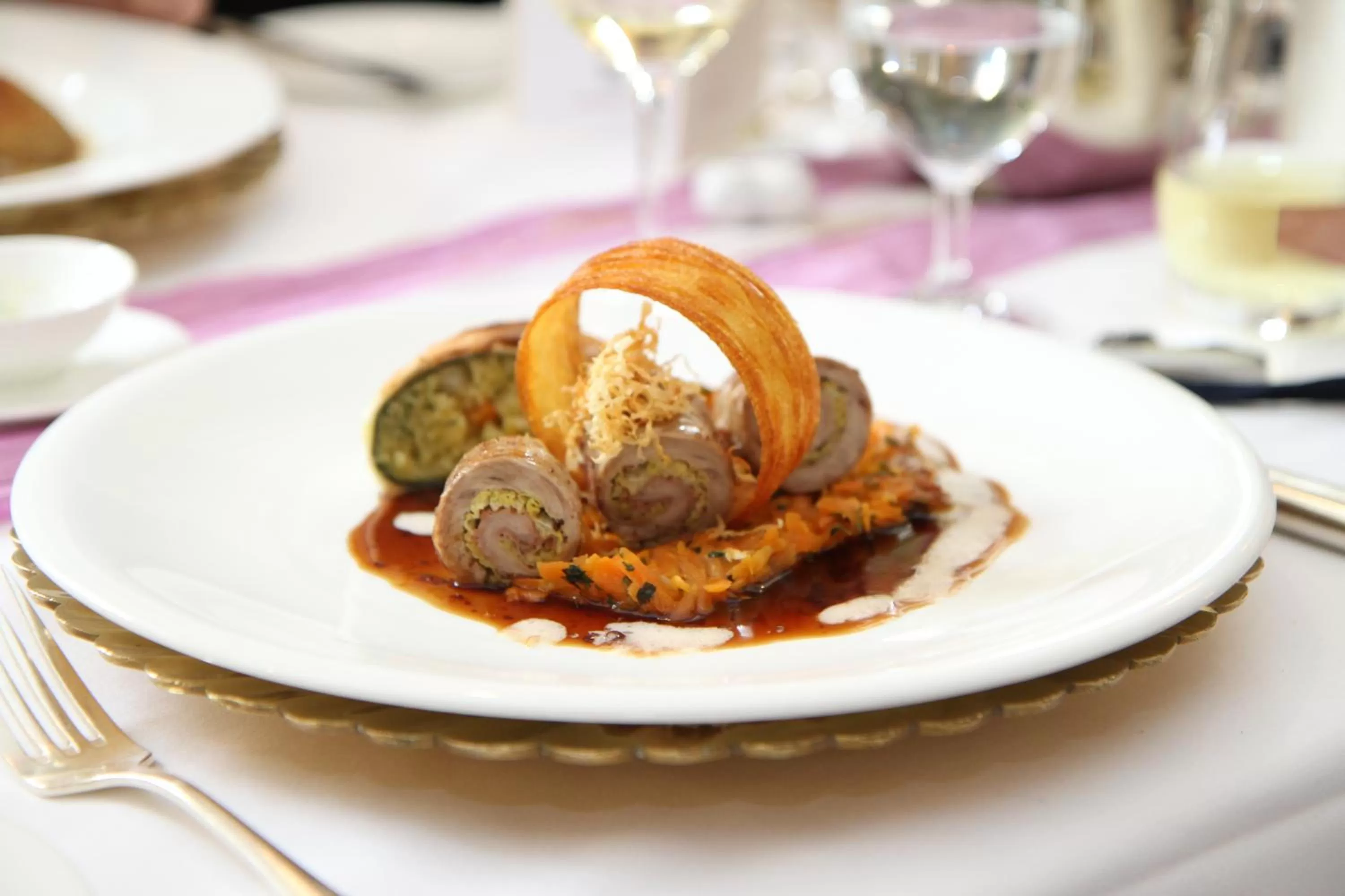 Restaurant/places to eat in Simones Hotel Fürstenhof