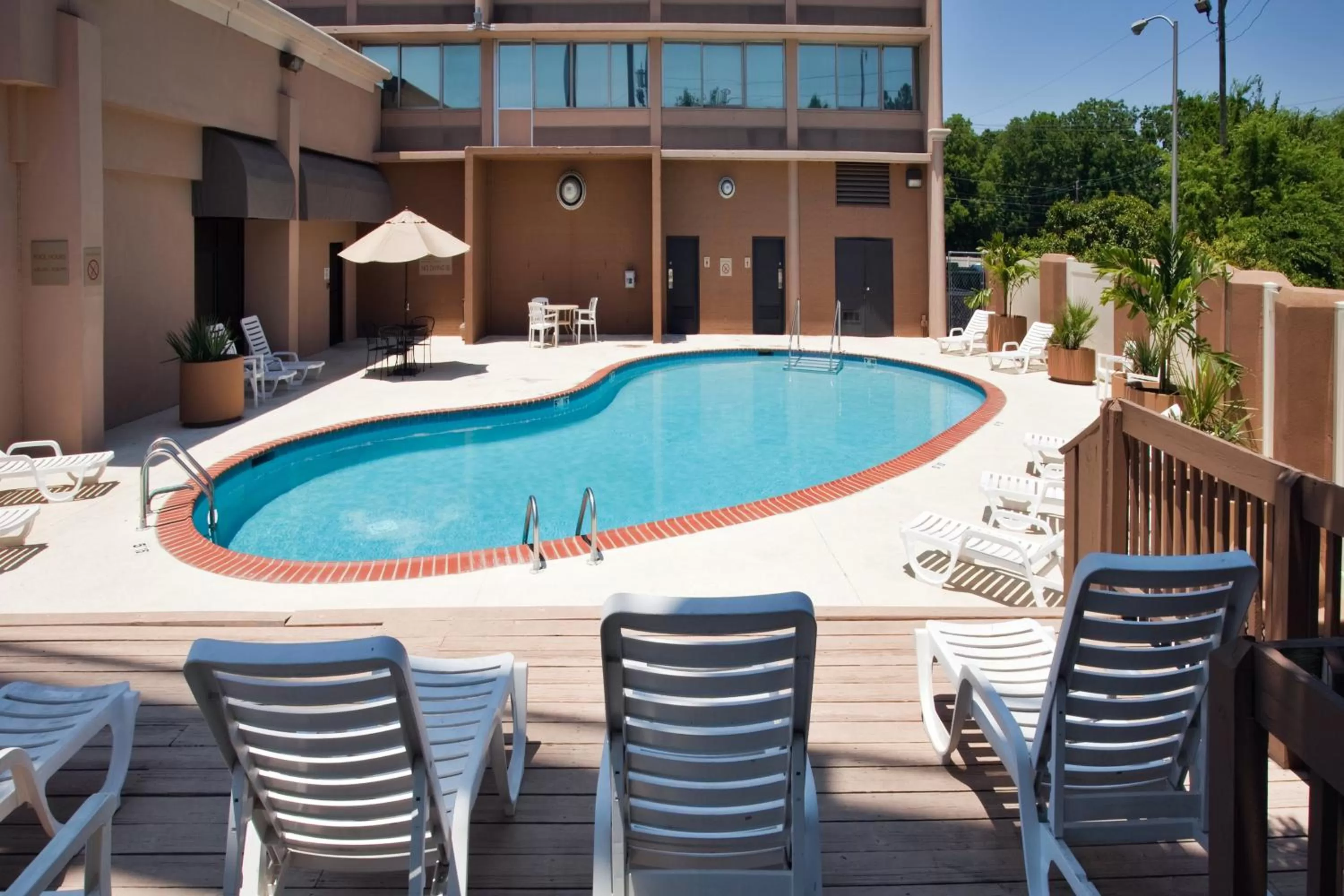 Swimming pool in Holiday Inn Birmingham-Airport by IHG