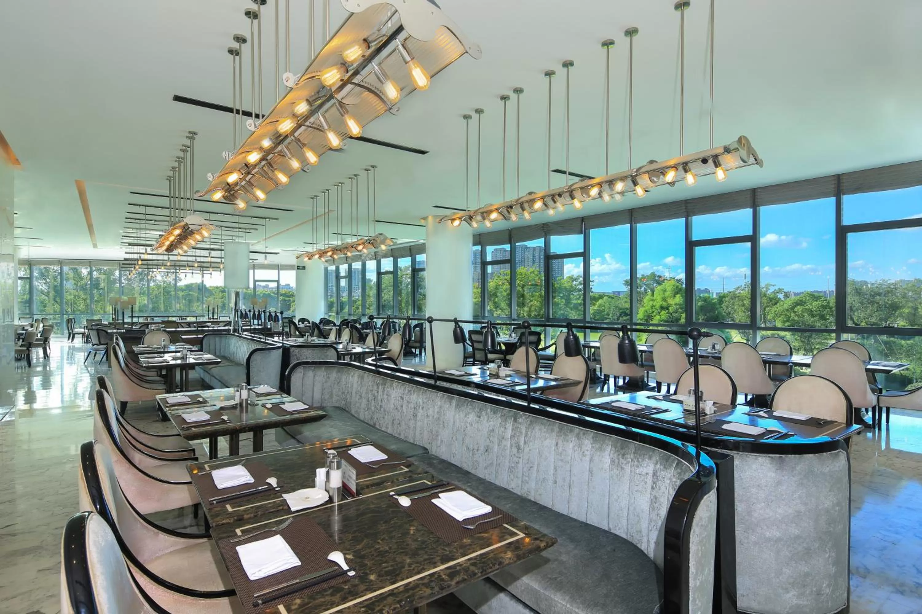 Restaurant/places to eat in Pan Pacific Serviced Suites Ningbo