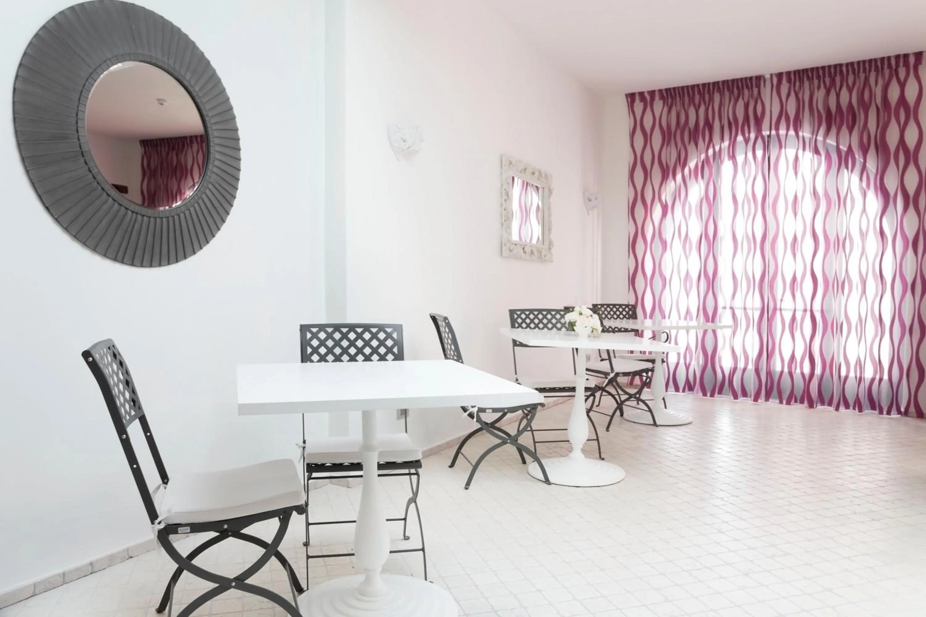 Lobby or reception in Hotel Cutimare - Aeolian Charme