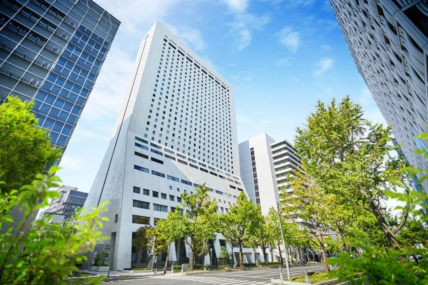 Property building in Hotel Nikko Osaka