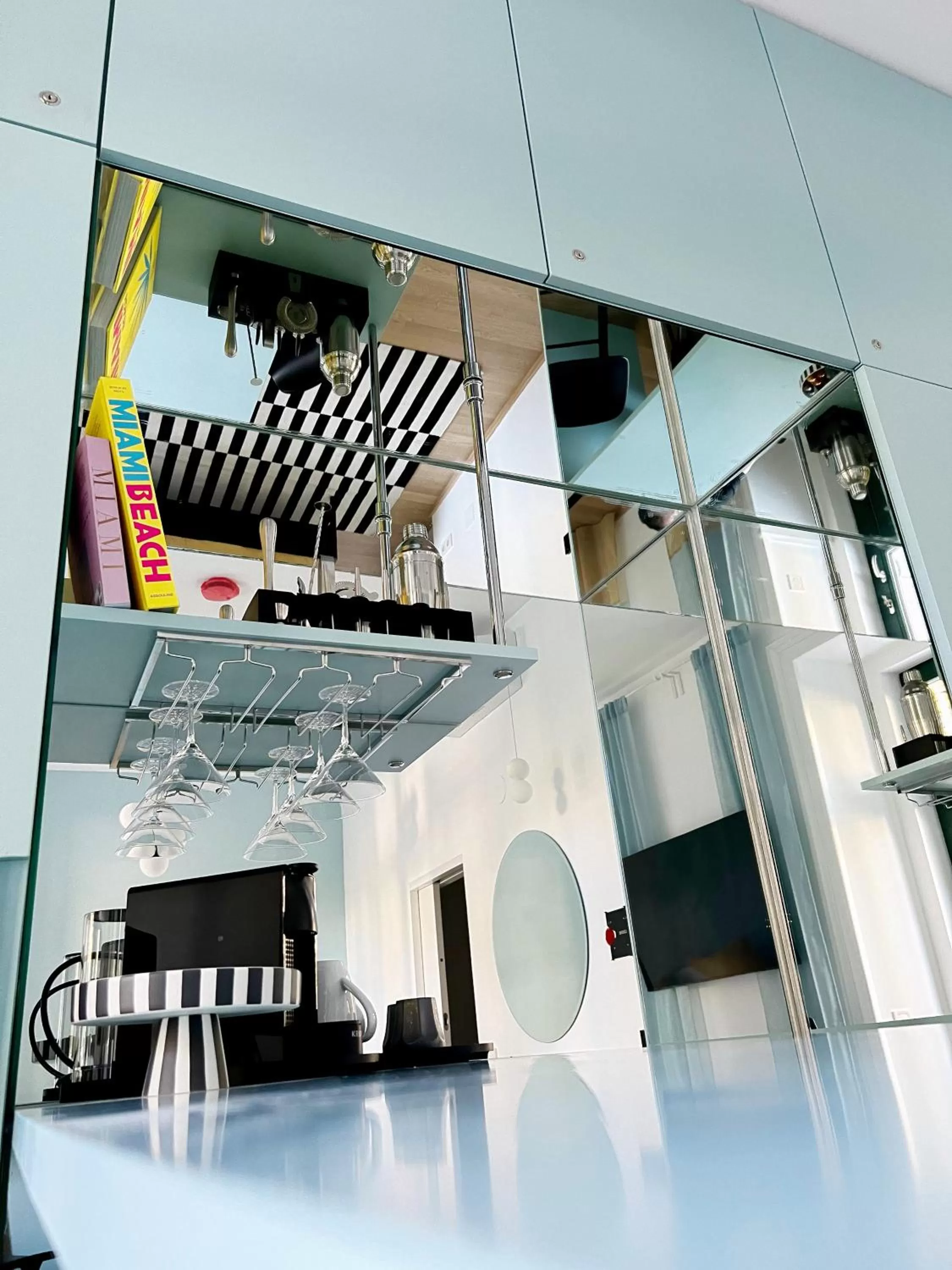 Decorative detail in Sissi West