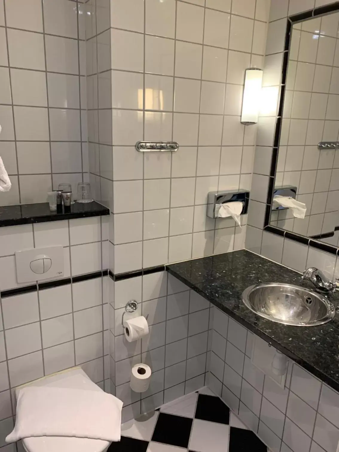 Standard Double Room in Mayfair Hotel Tunneln Standard Double Room in Mayfair Hotel Tunneln