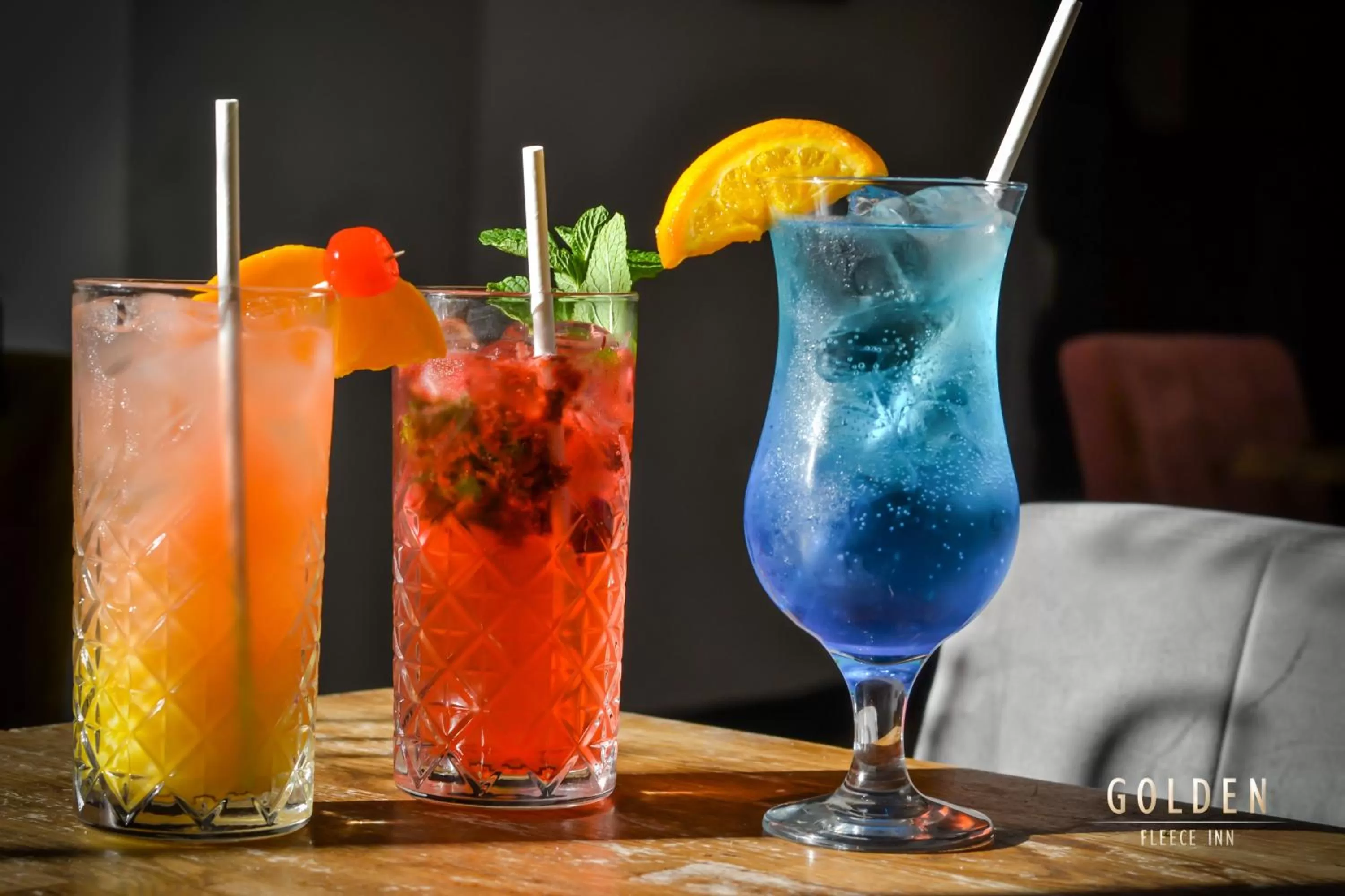 Drinks in The Golden Fleece Inn