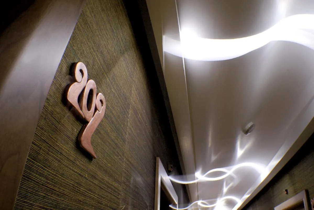 Decorative detail in Hotel Cimarosa