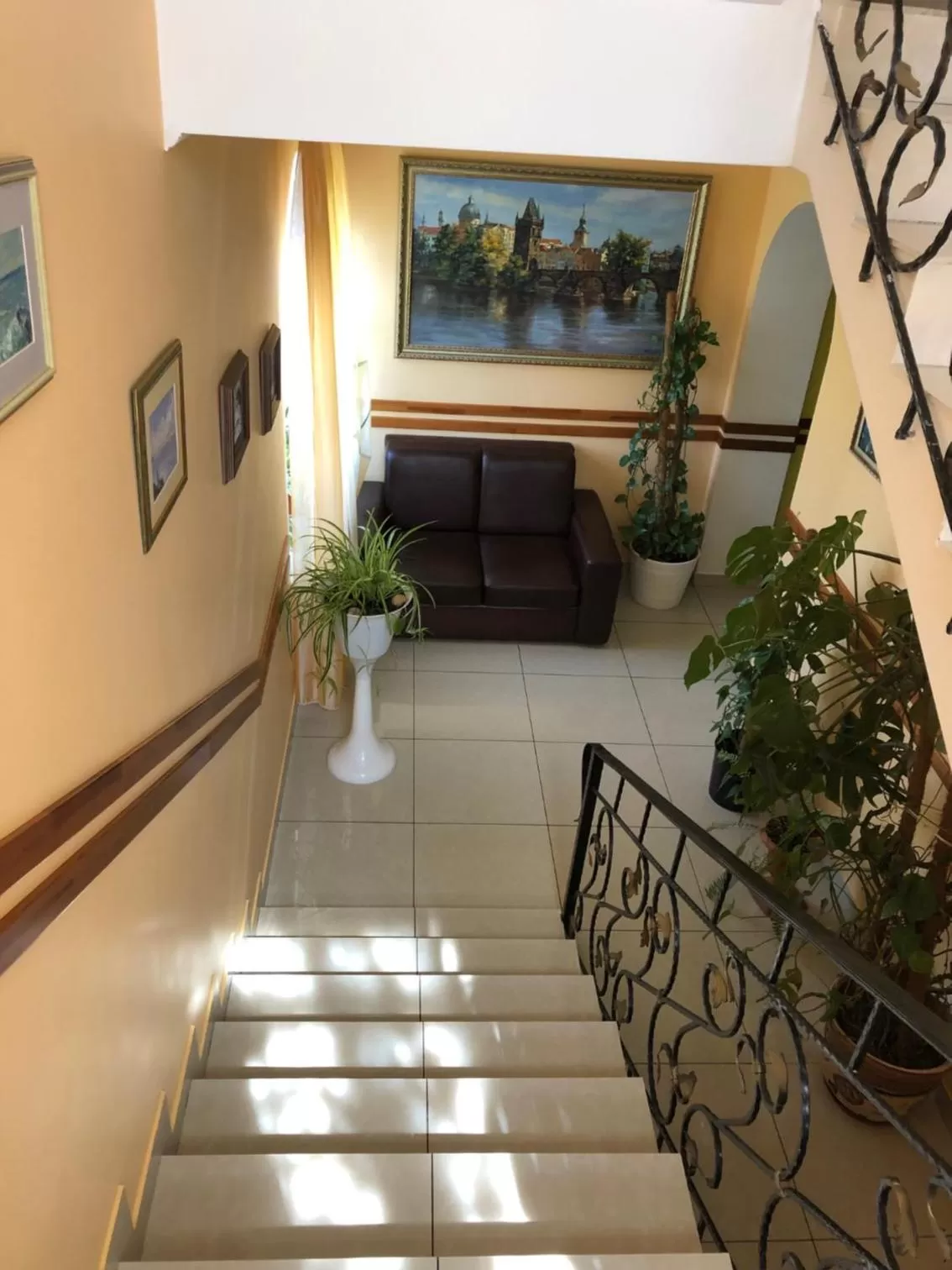 Lobby/Reception in Maestro