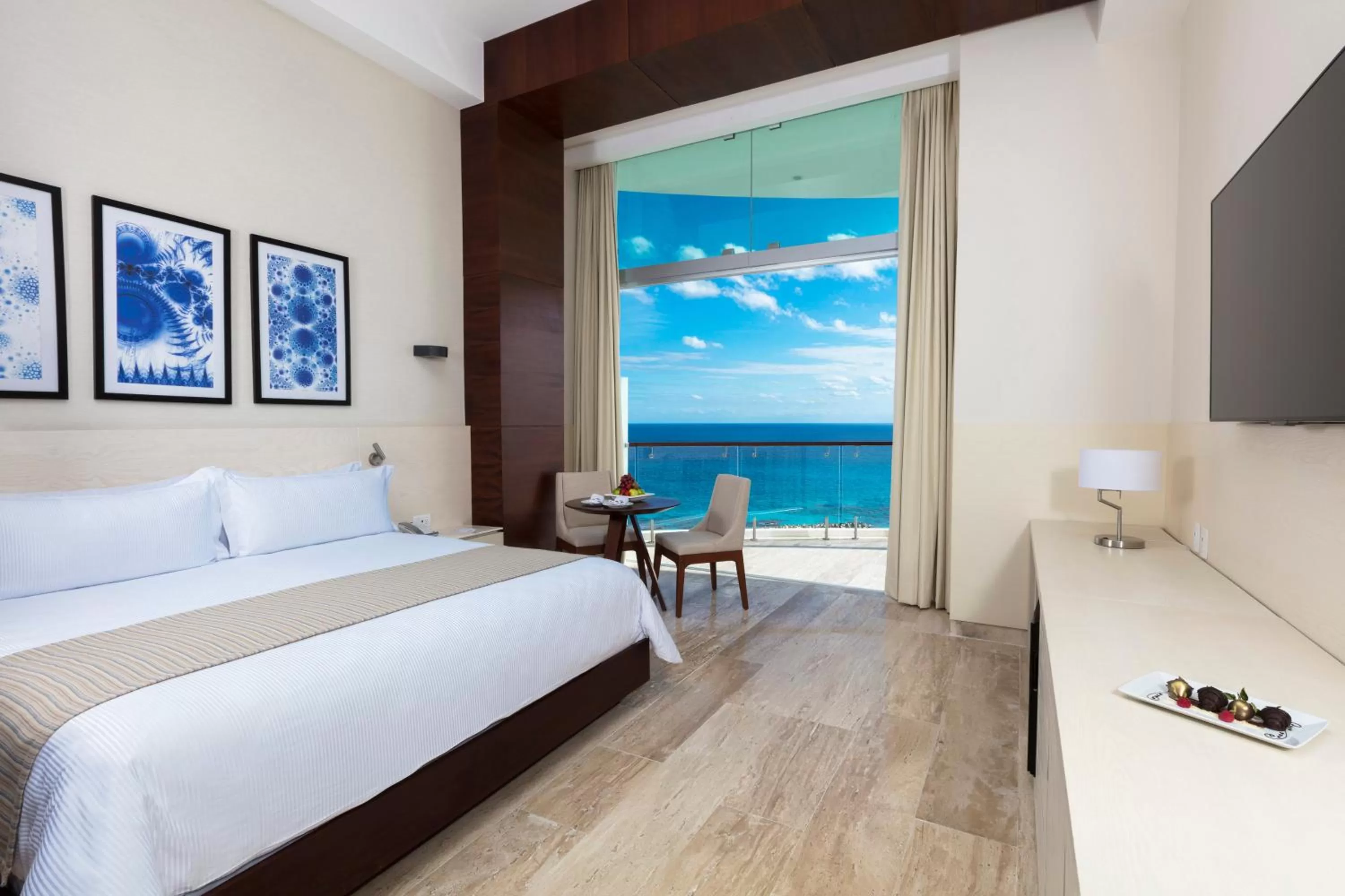 Altitude Master Suite - single occupancy in Altitude at Krystal Grand Cancun - All Inclusive
