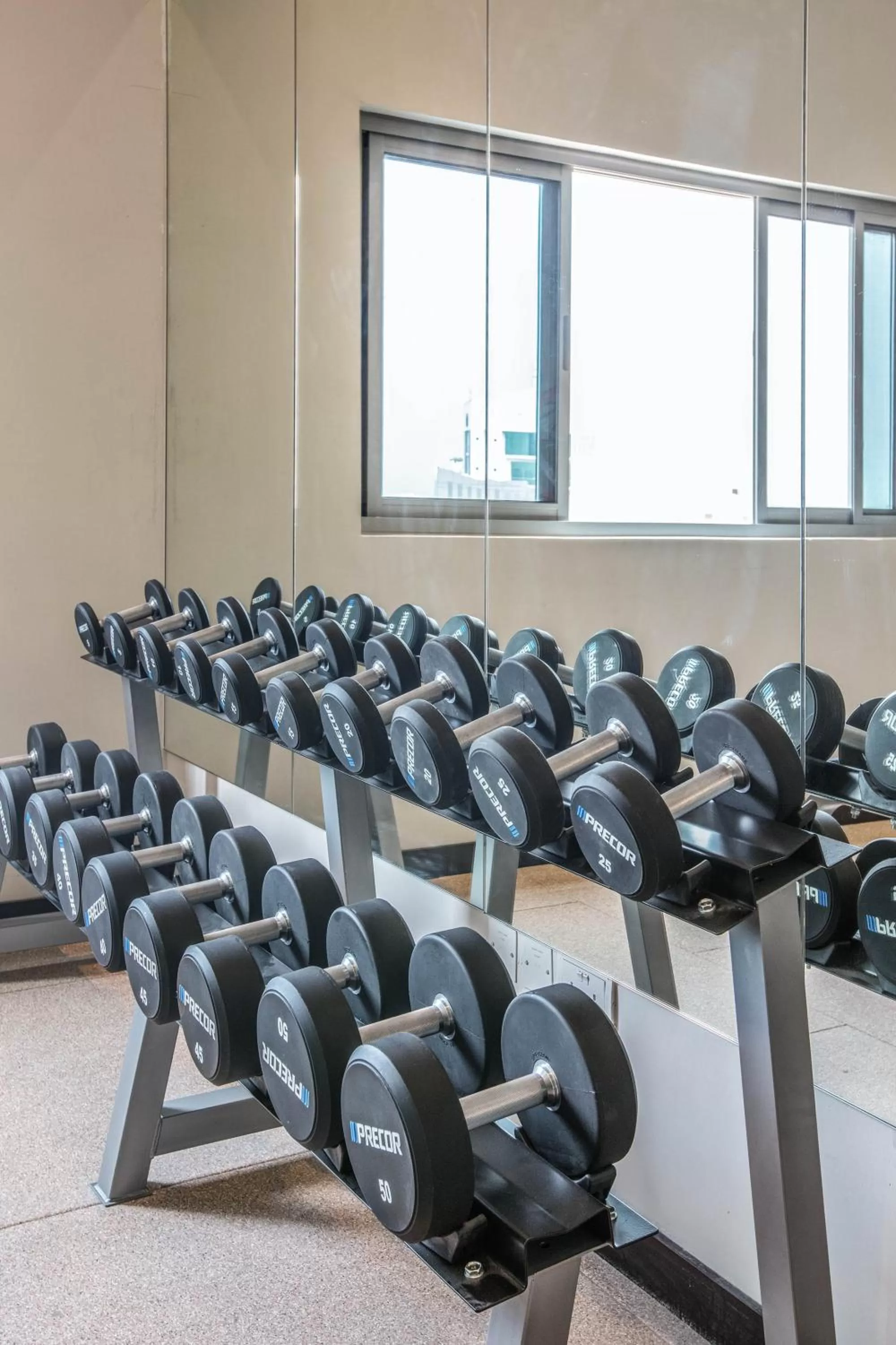 Fitness centre/facilities in Loumage S Suites and Spa