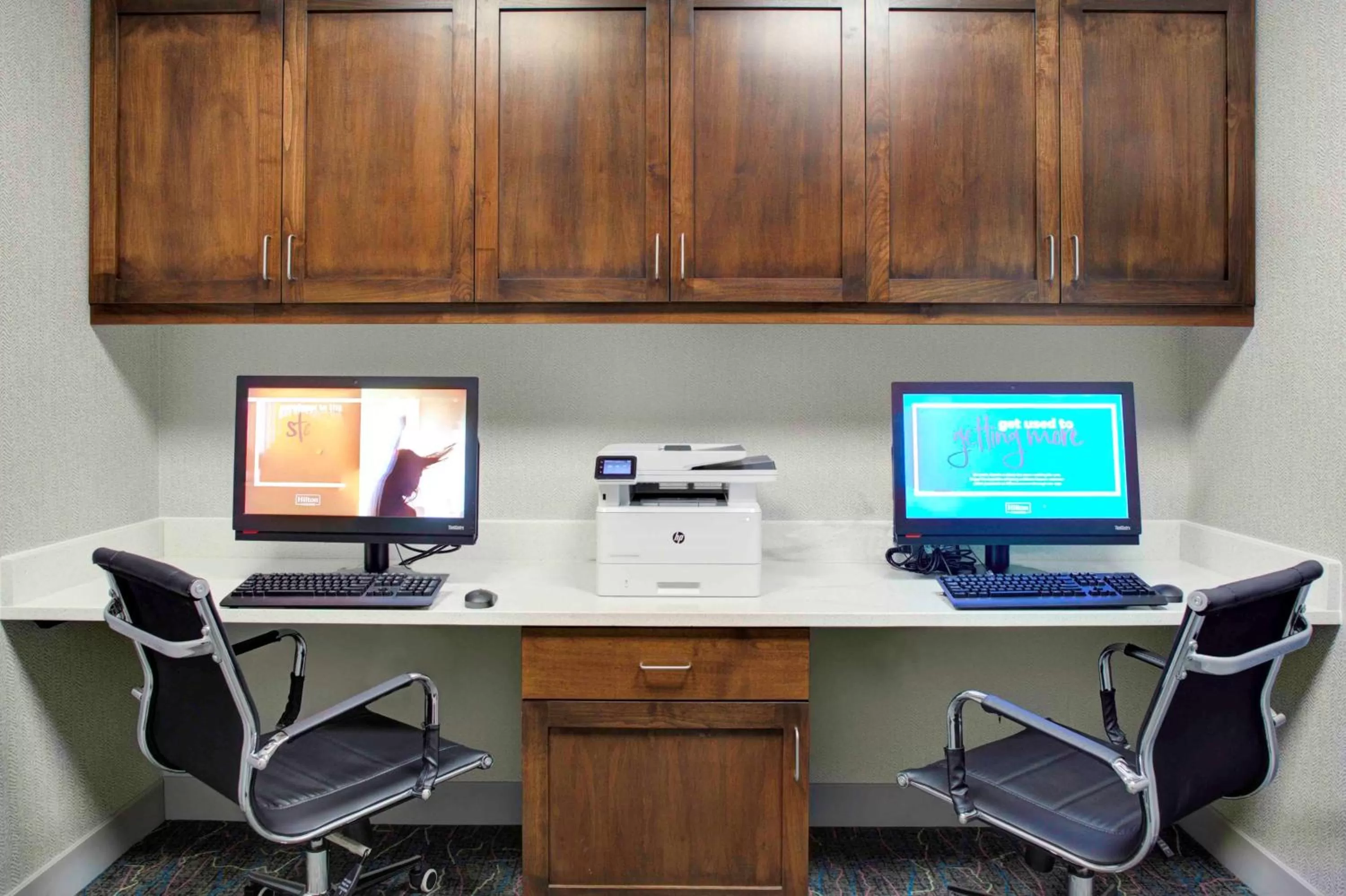 Business facilities in Hampton Inn Suites Flagstaff East