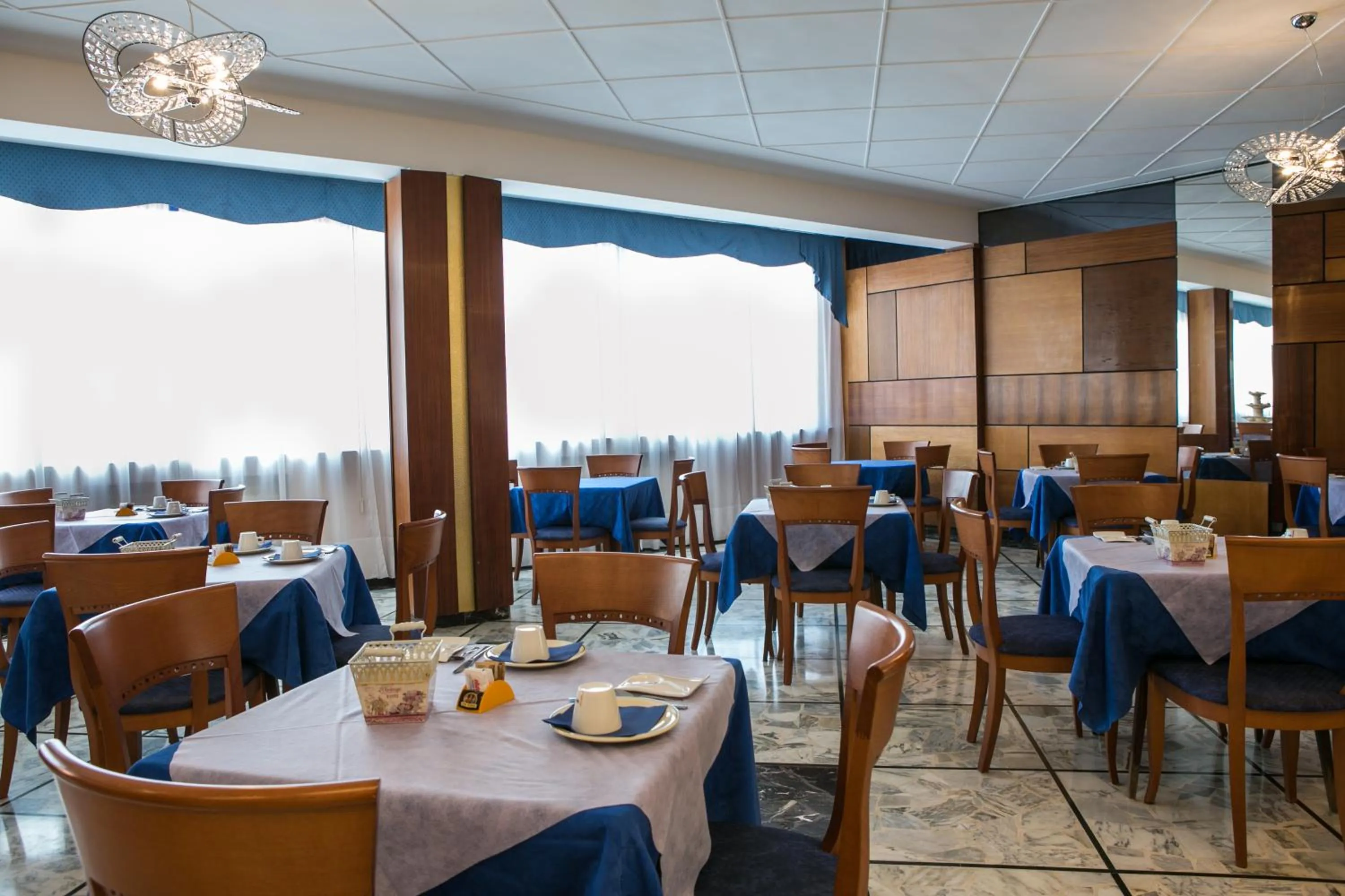 Breakfast in Hotel Ariston